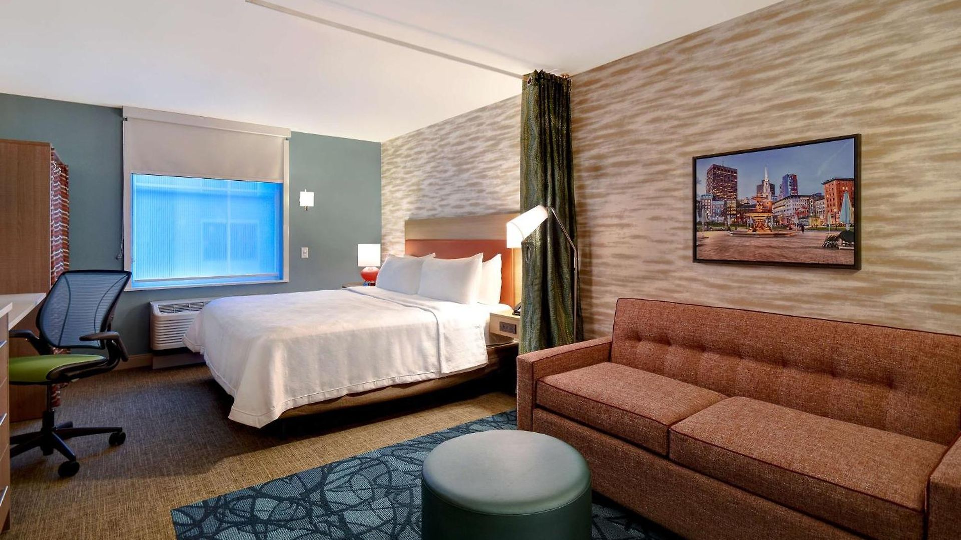 Hotel Home2 By Hilton South Bay 3*