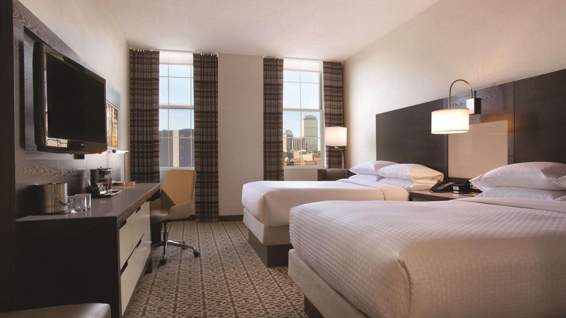 Hotel Doubletree By Hilton - Downtown 3*