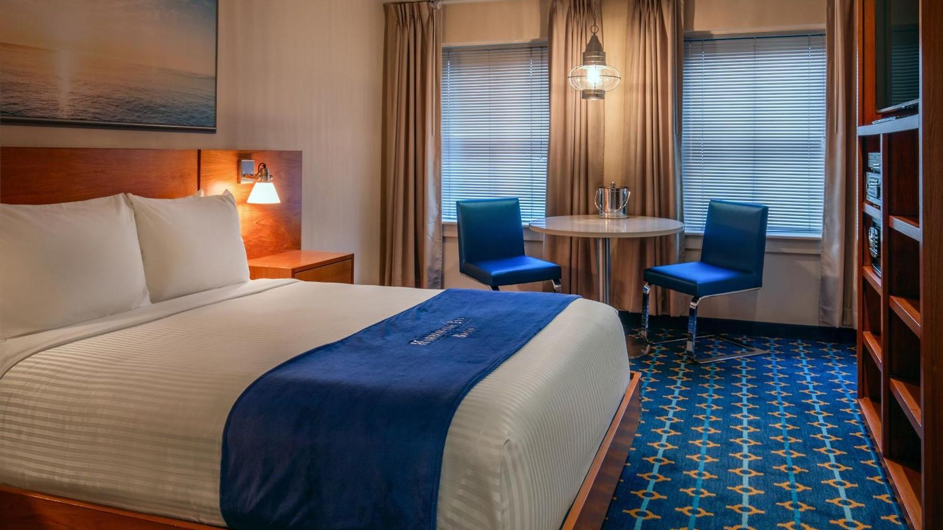 Harborside 3*