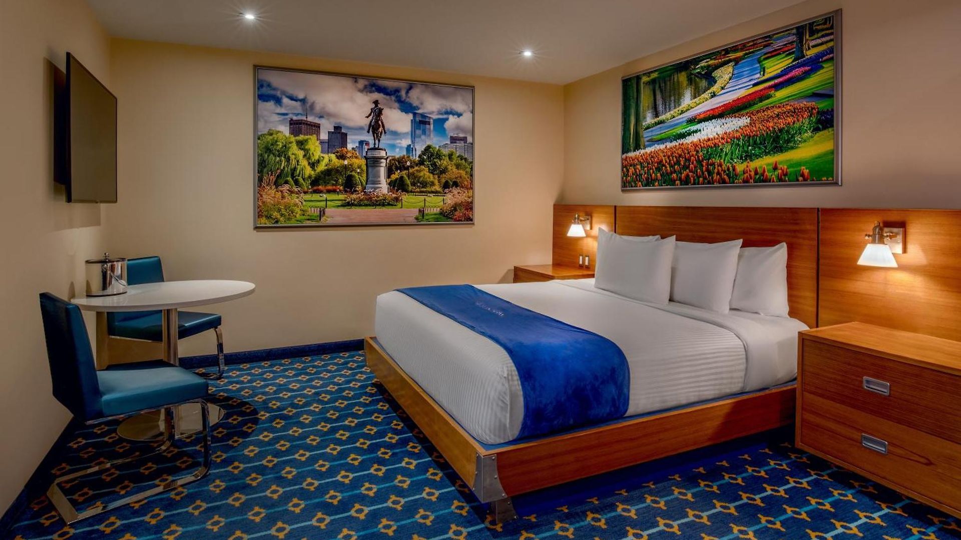 Harborside Hotel 3*