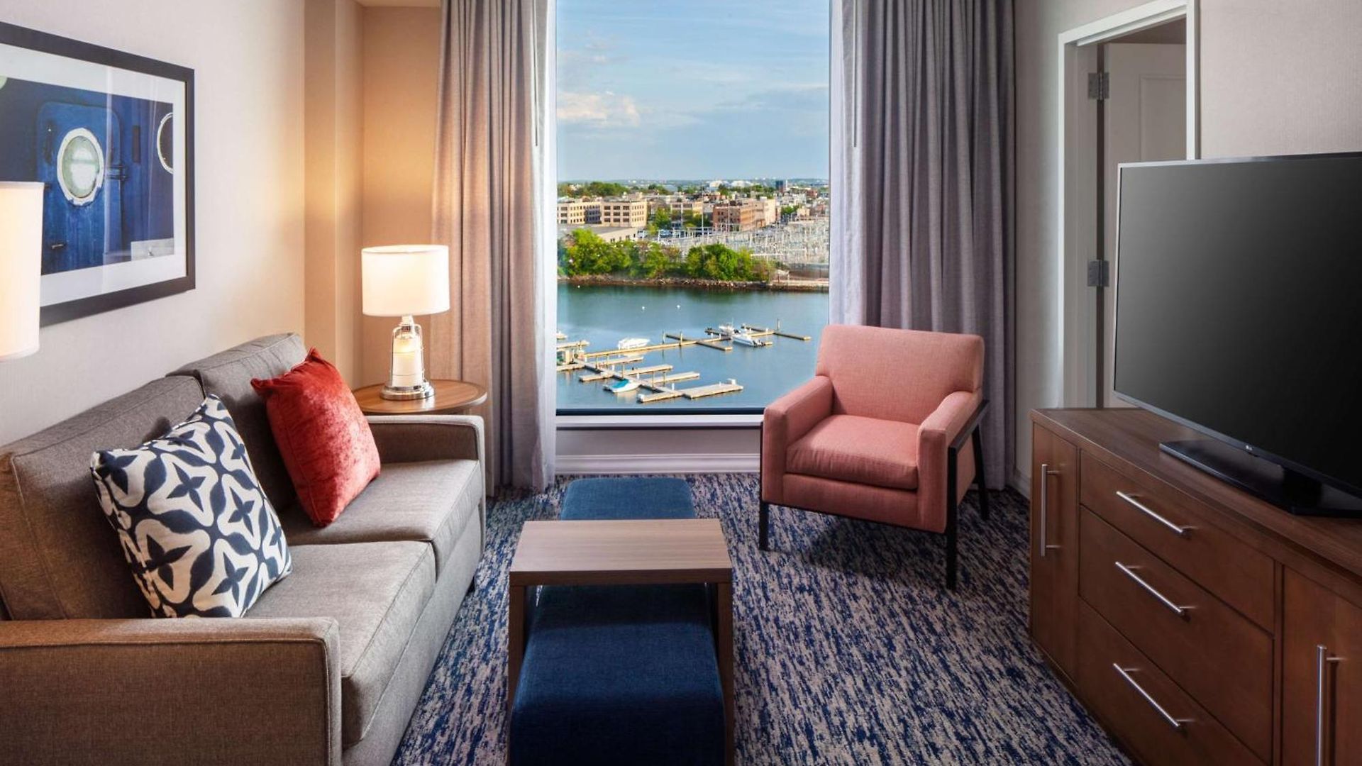 Homewood By Hilton Seaport District Hotel