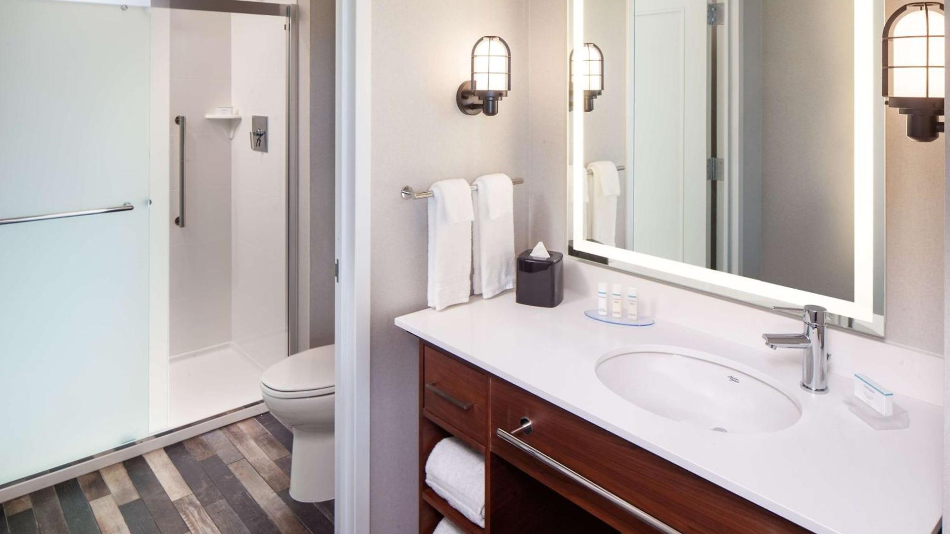 Homewood By Hilton Seaport District 3*