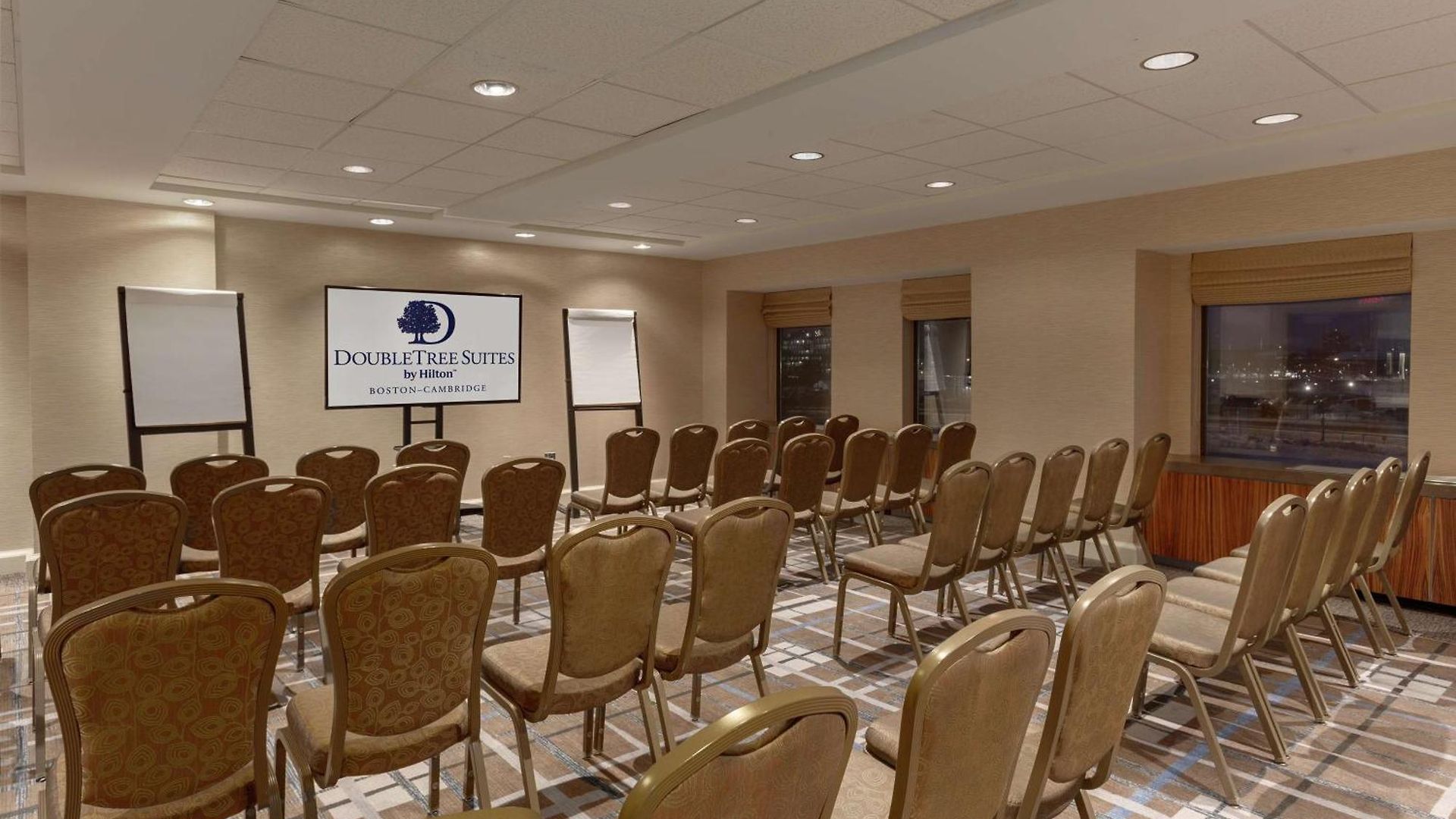 Doubletree By Hilton - Cambridge Hotel 4*