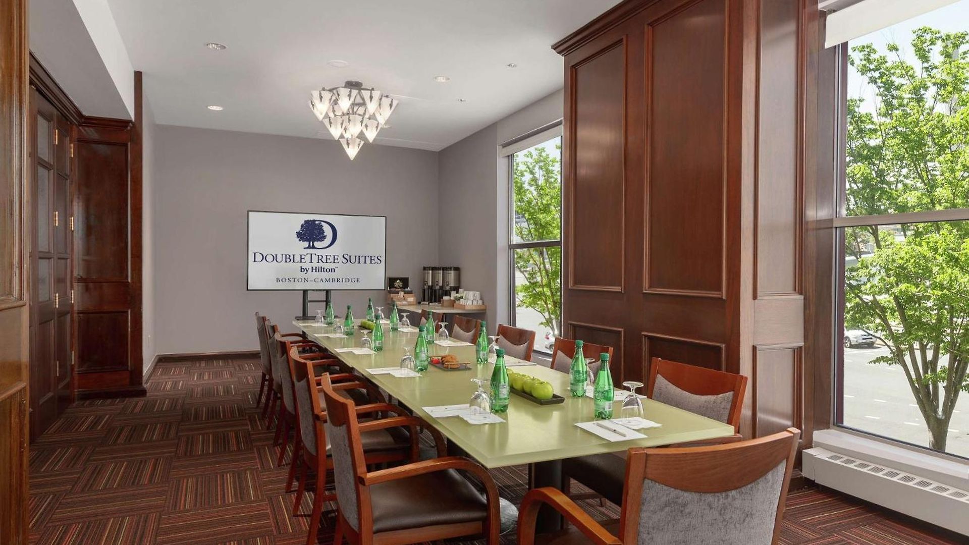 Doubletree By Hilton - Cambridge Hotel
