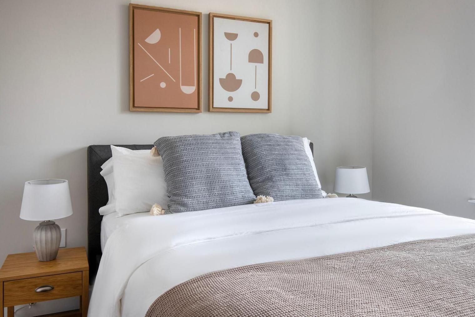 Brighton 2br W Wd Gym Nr Line Bos-894 Apartment