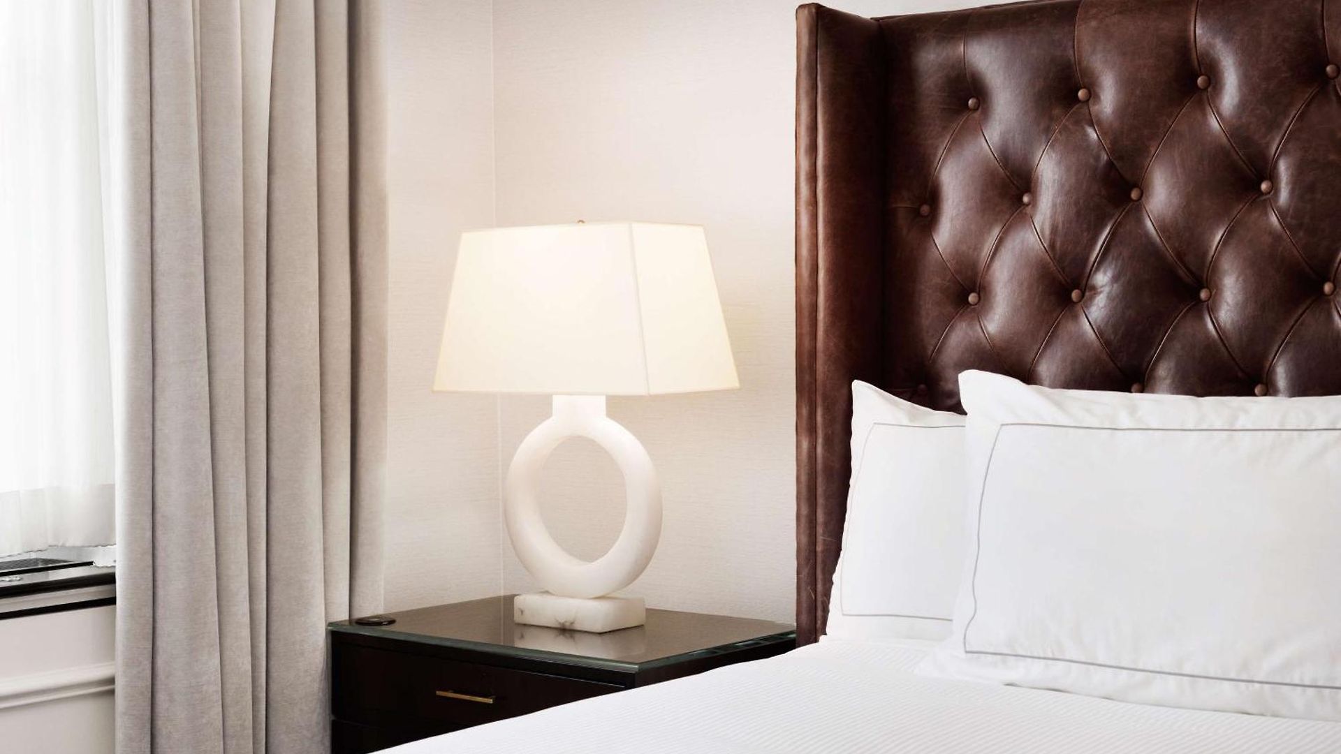 Hilton Park Plaza Hotel