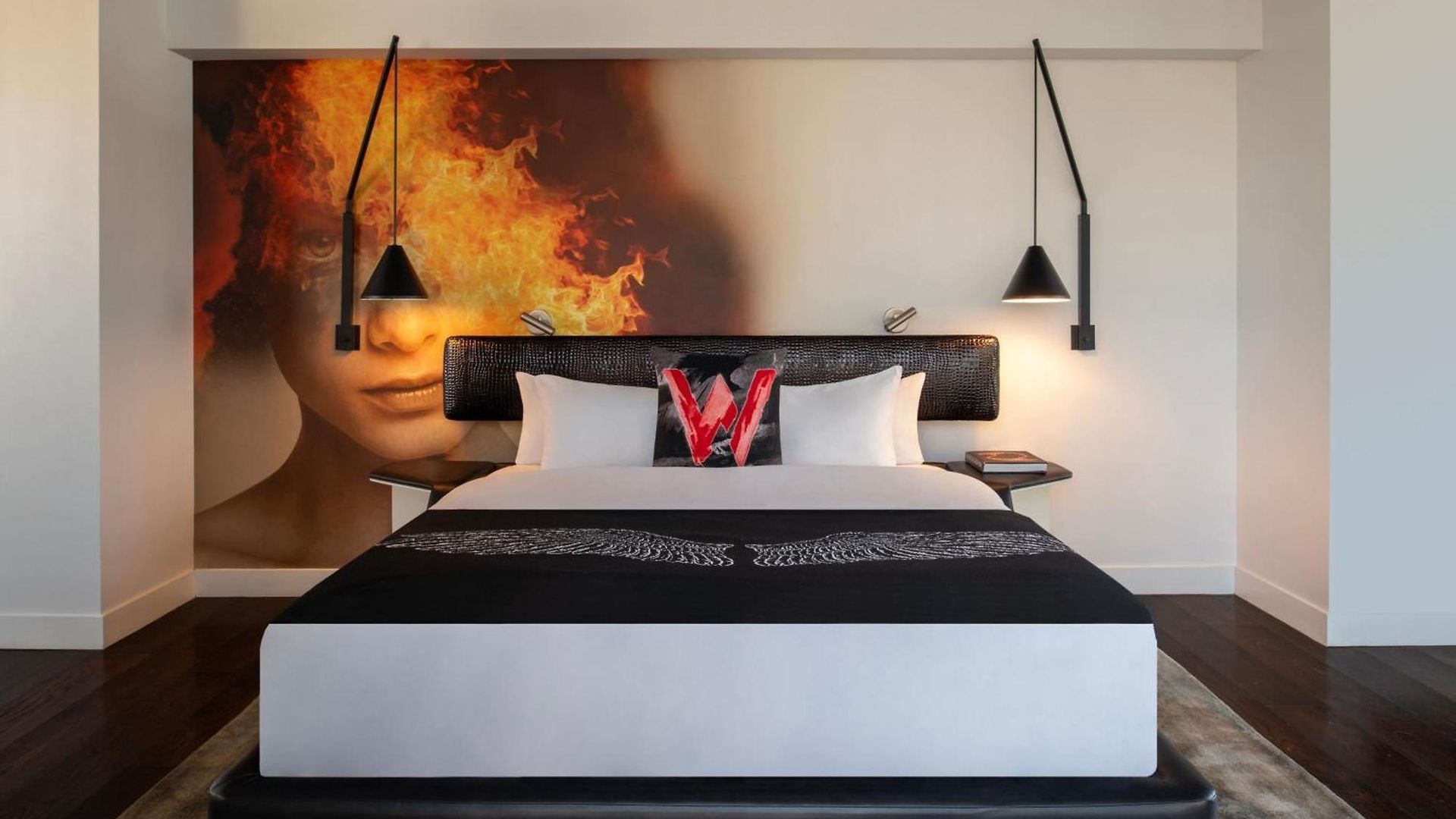 W Hotel 4*
