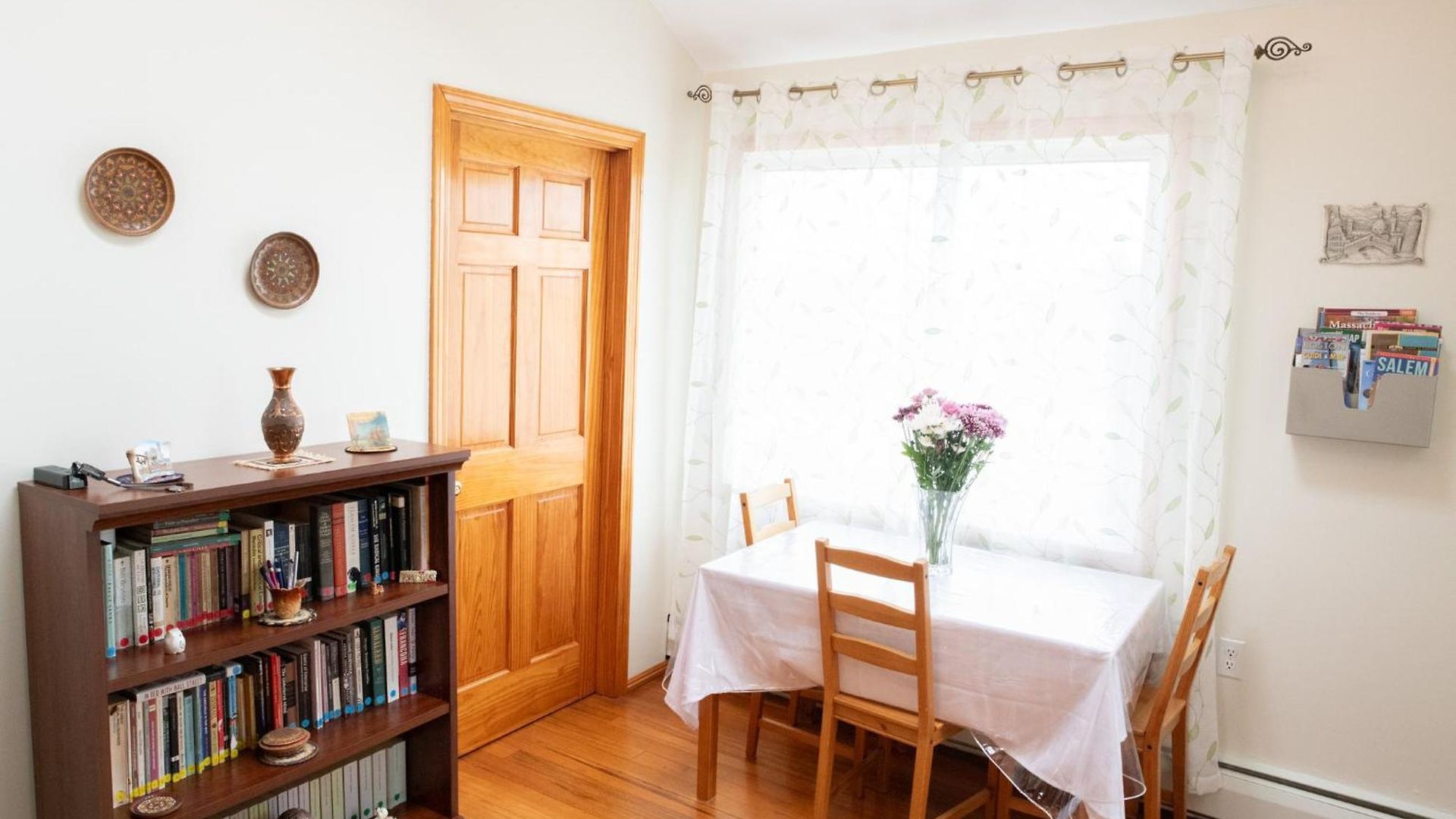 Apartment Modern Beautiful Apartment-5 Beds-full Kitchen-parking-super Clean-great For Groups Boston