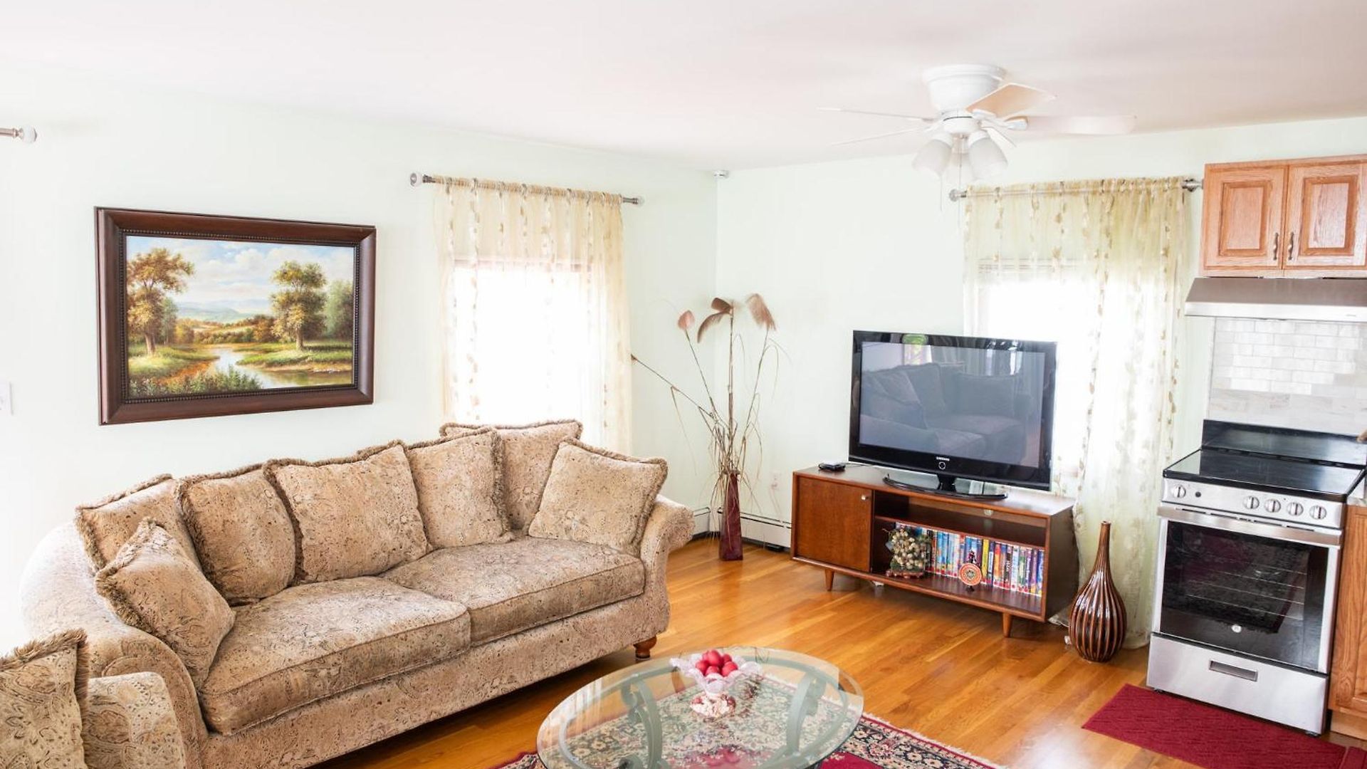 Apartment Modern Beautiful Apartment-5 Beds-full Kitchen-parking-super Clean-great For Groups Boston