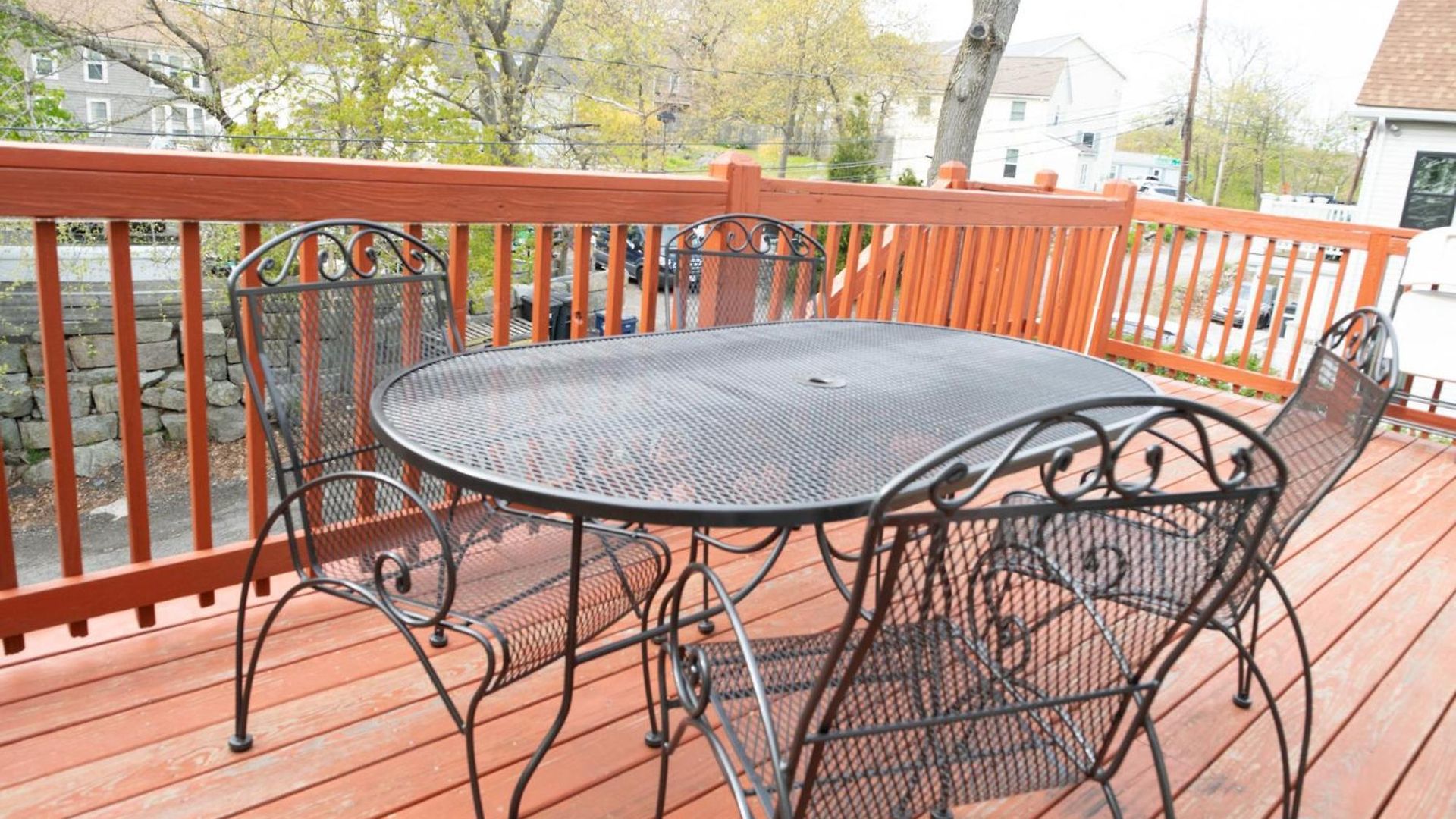 Apartment Modern Beautiful Apartment-5 Beds-full Kitchen-parking-super Clean-great For Groups *