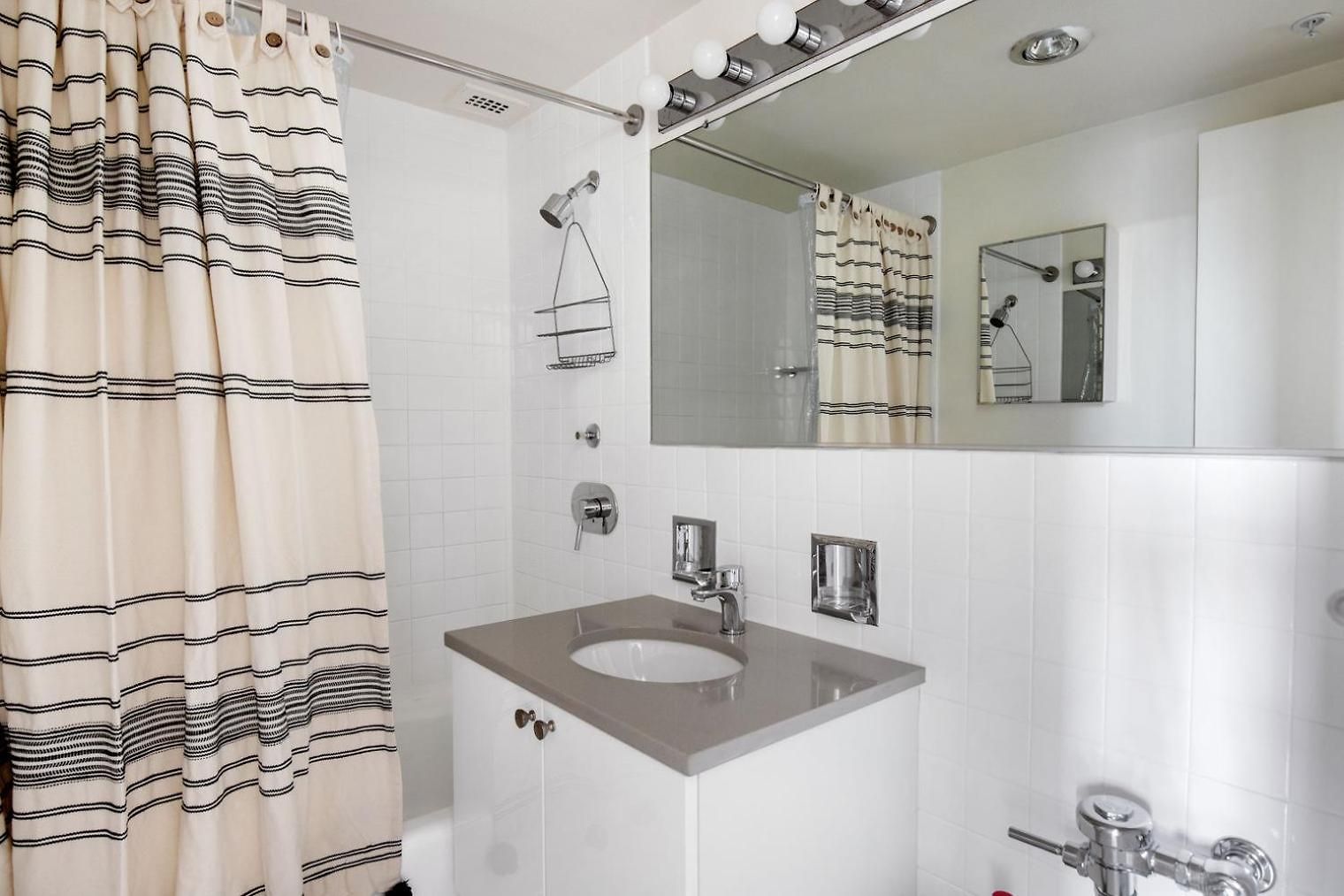 Apartment Back Bay 2br W Rooftop Gym Nr Shopping Bos-877 Boston