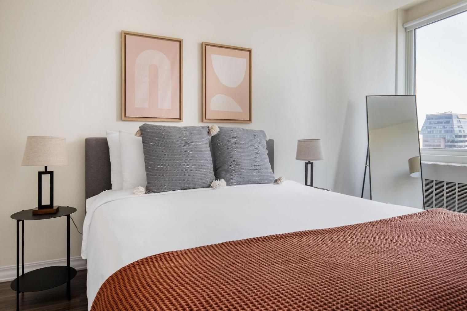 Back Bay 2br W Rooftop Gym Nr Shopping Bos-877