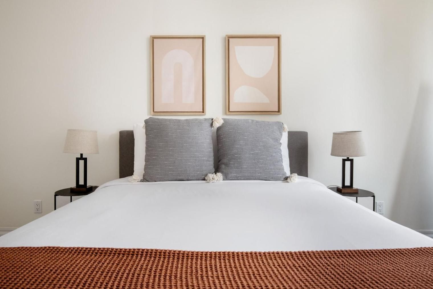 Back Bay 2br W Rooftop Gym Nr Shopping Bos-877 *