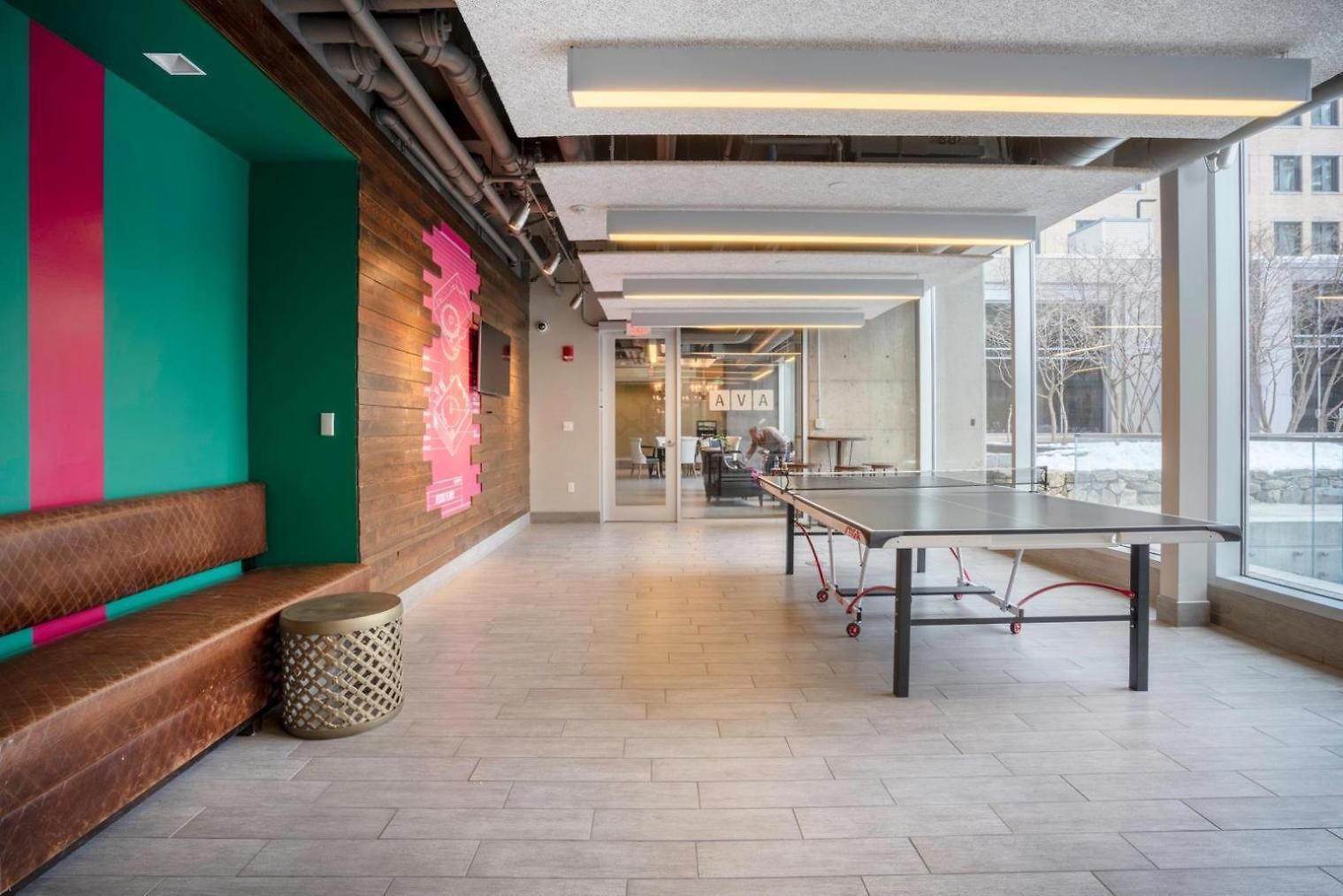 Back Bay 2br W Rooftop Gym Nr Shopping Bos-877 *
