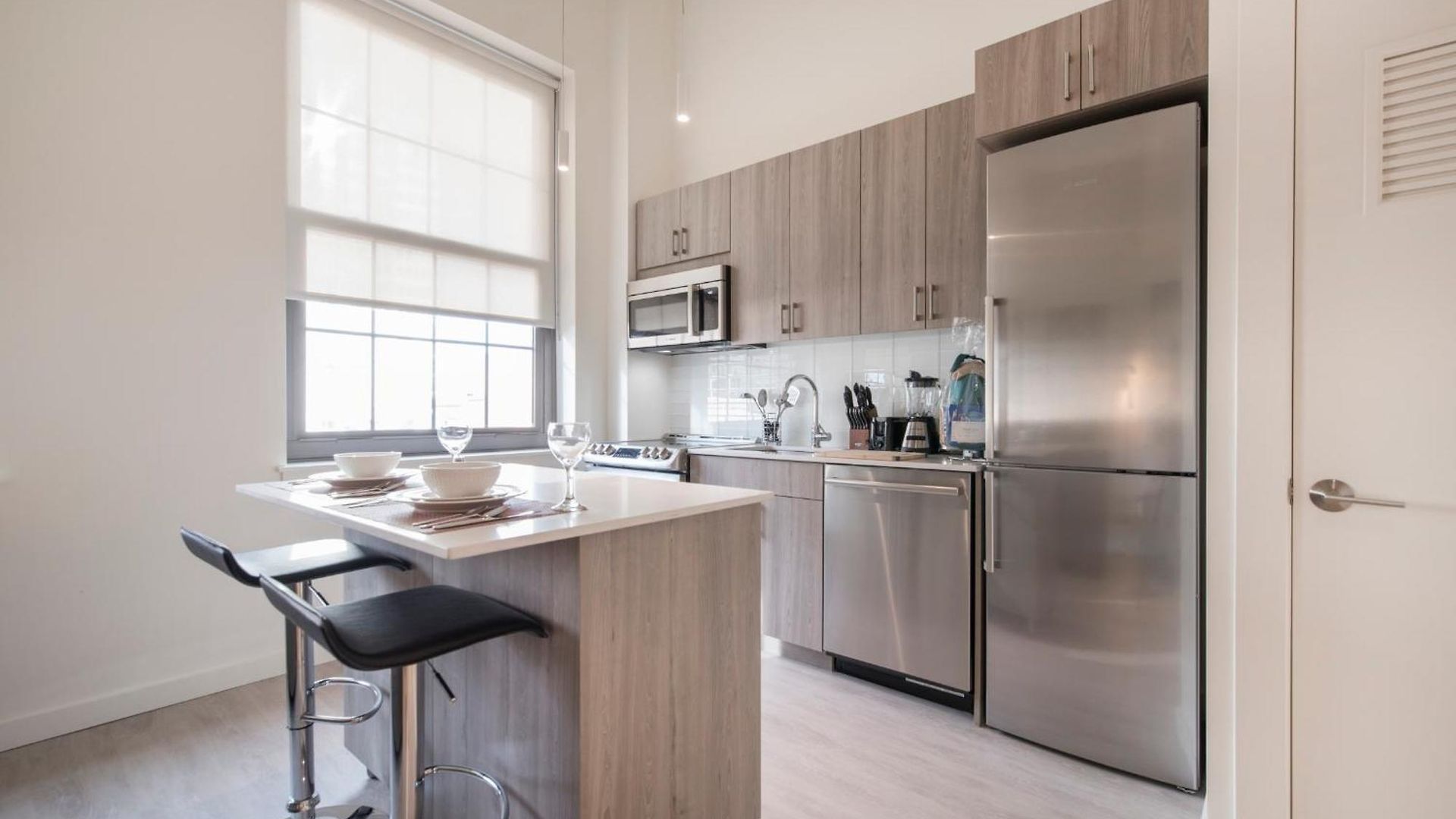 Global Luxury Downtown Apartment Boston