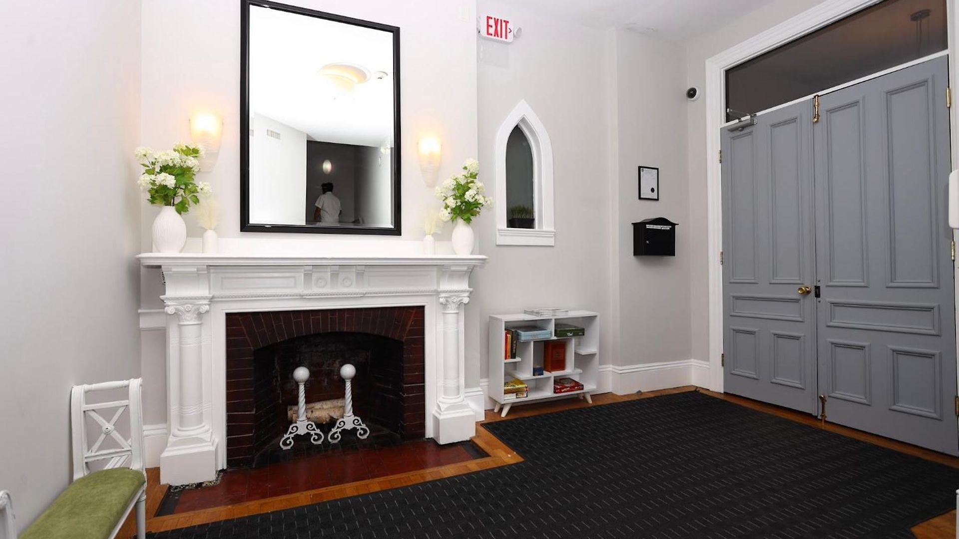 Stylish On Newbury St, Is Boston! #12 * Boston