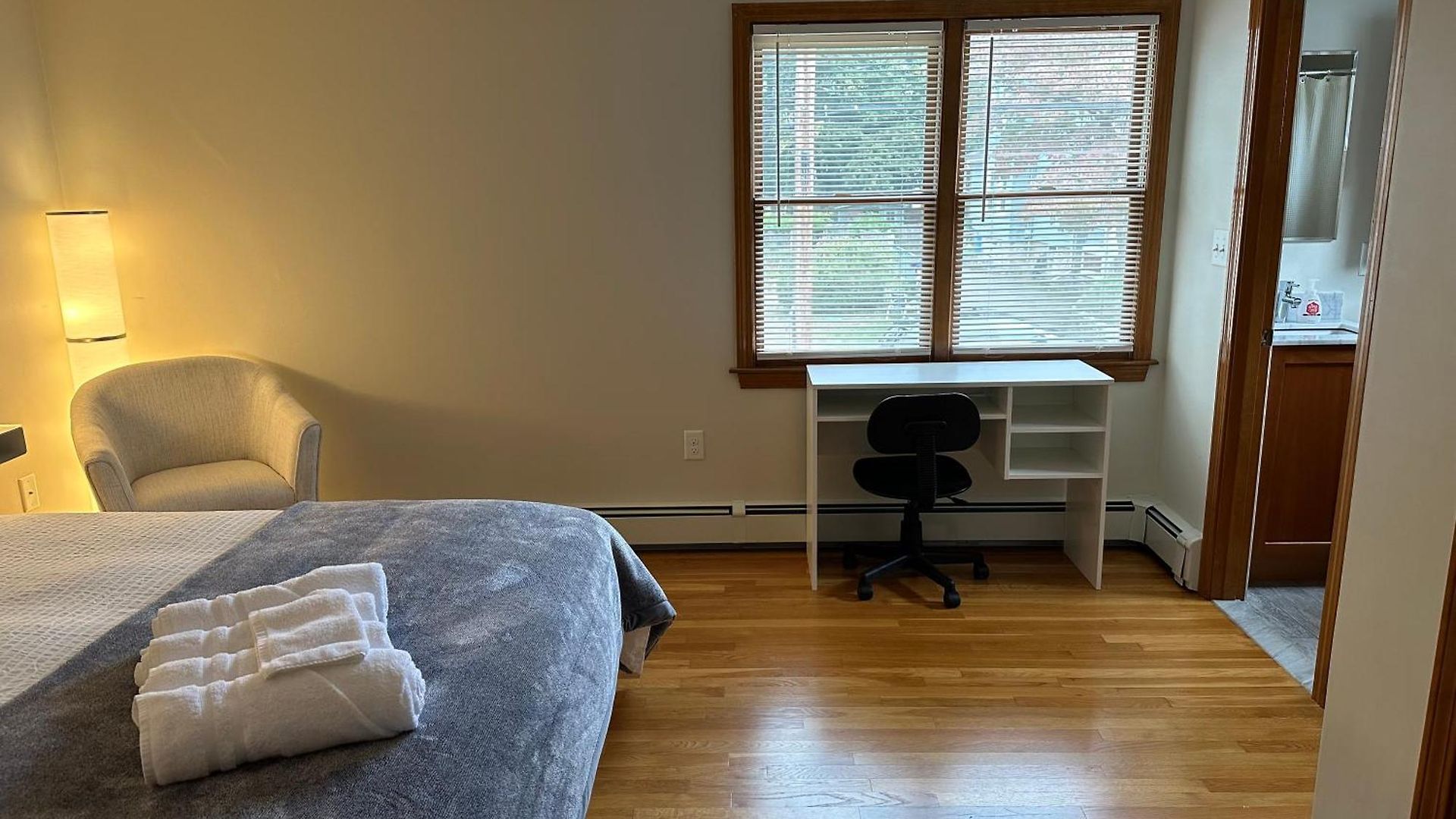 Single Family House - 19' Train To Back Bay Holiday home