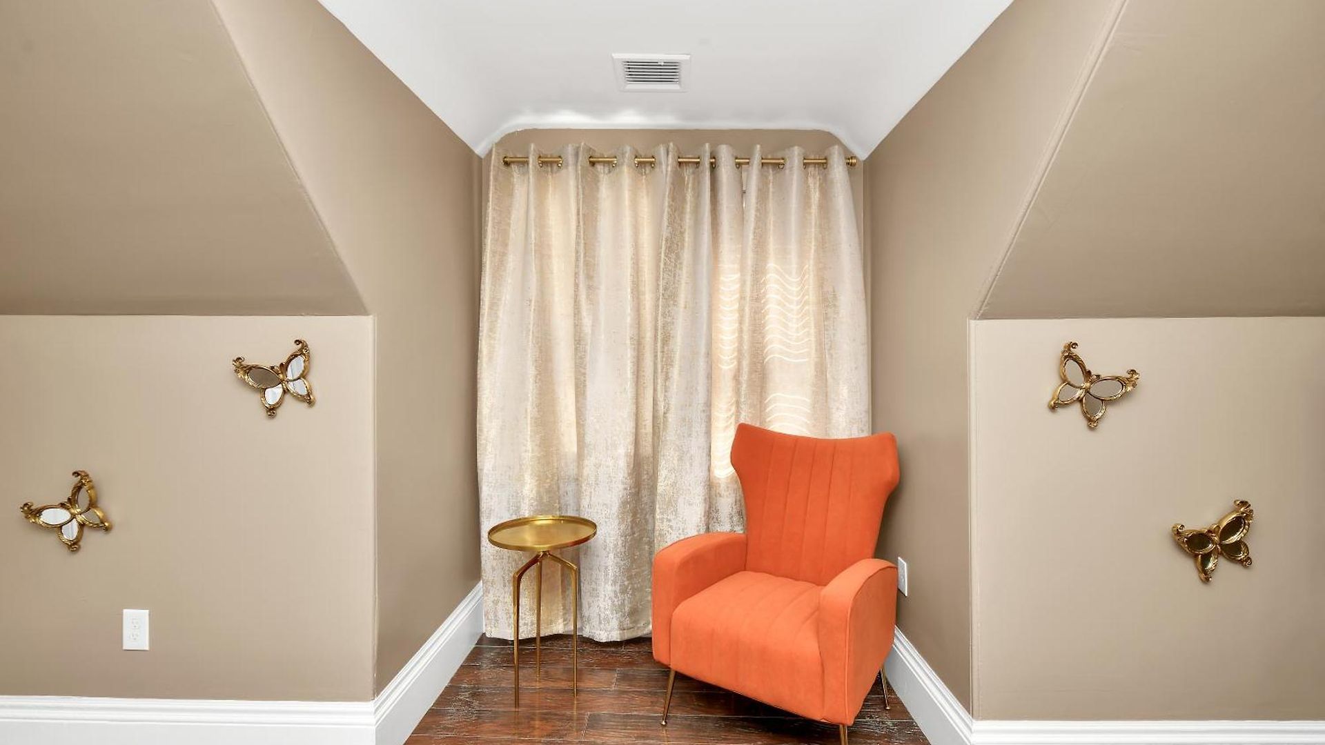 Comfort Iii Apartment *