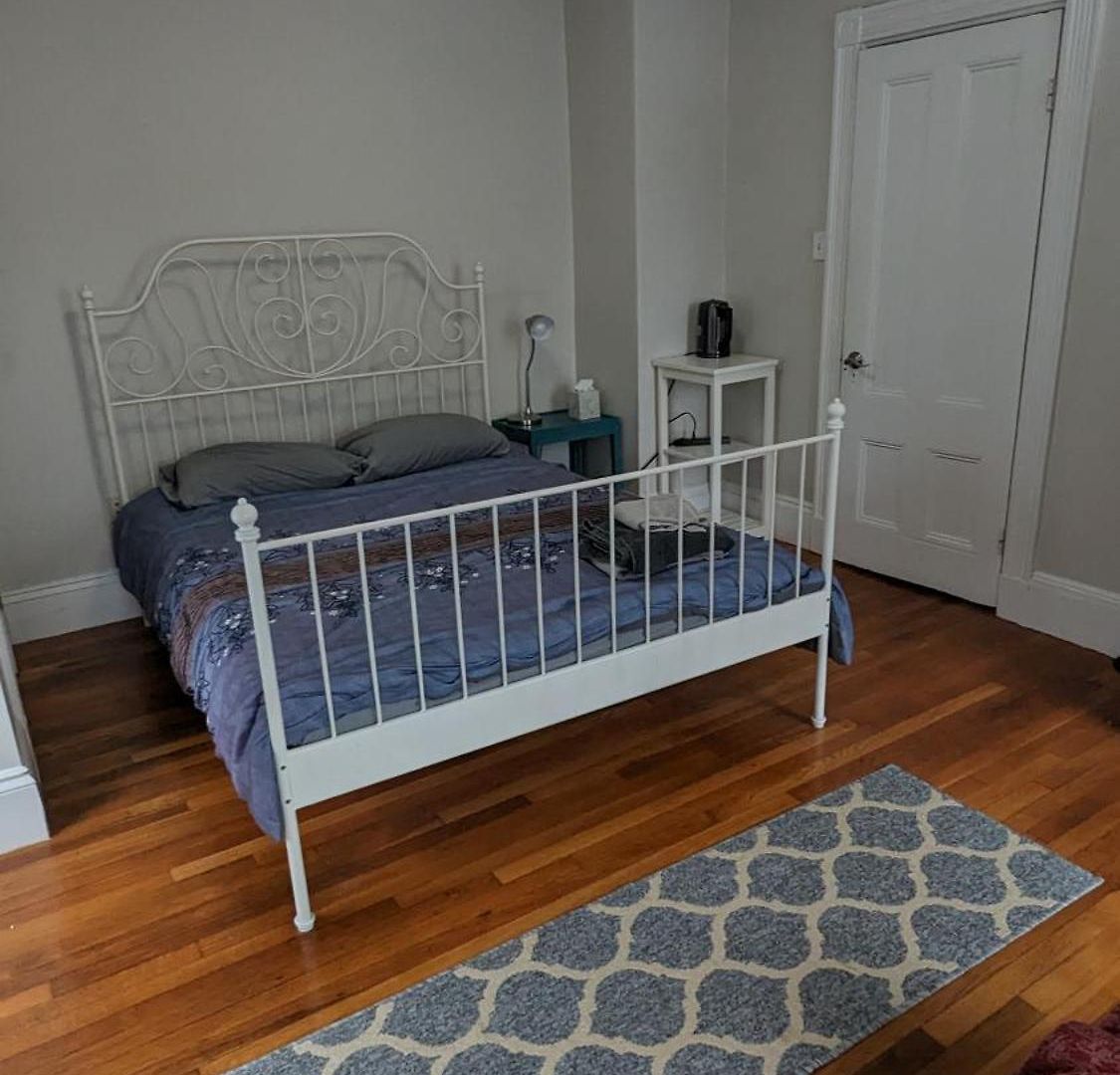 Private In A Grand House Homestay
