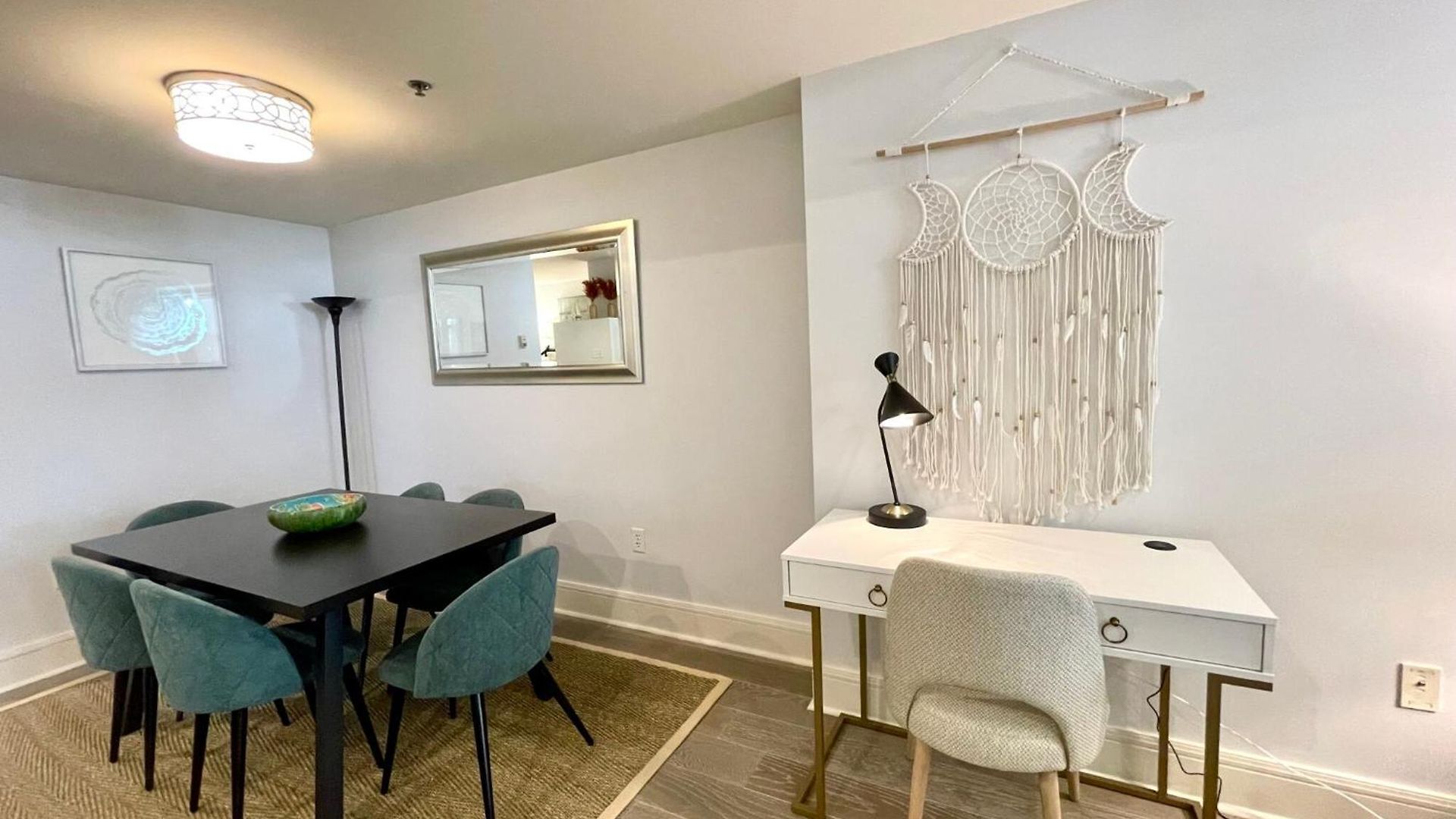 Apartment Luxury 1bed Loft, 2 Baths, Air, South End Boston
