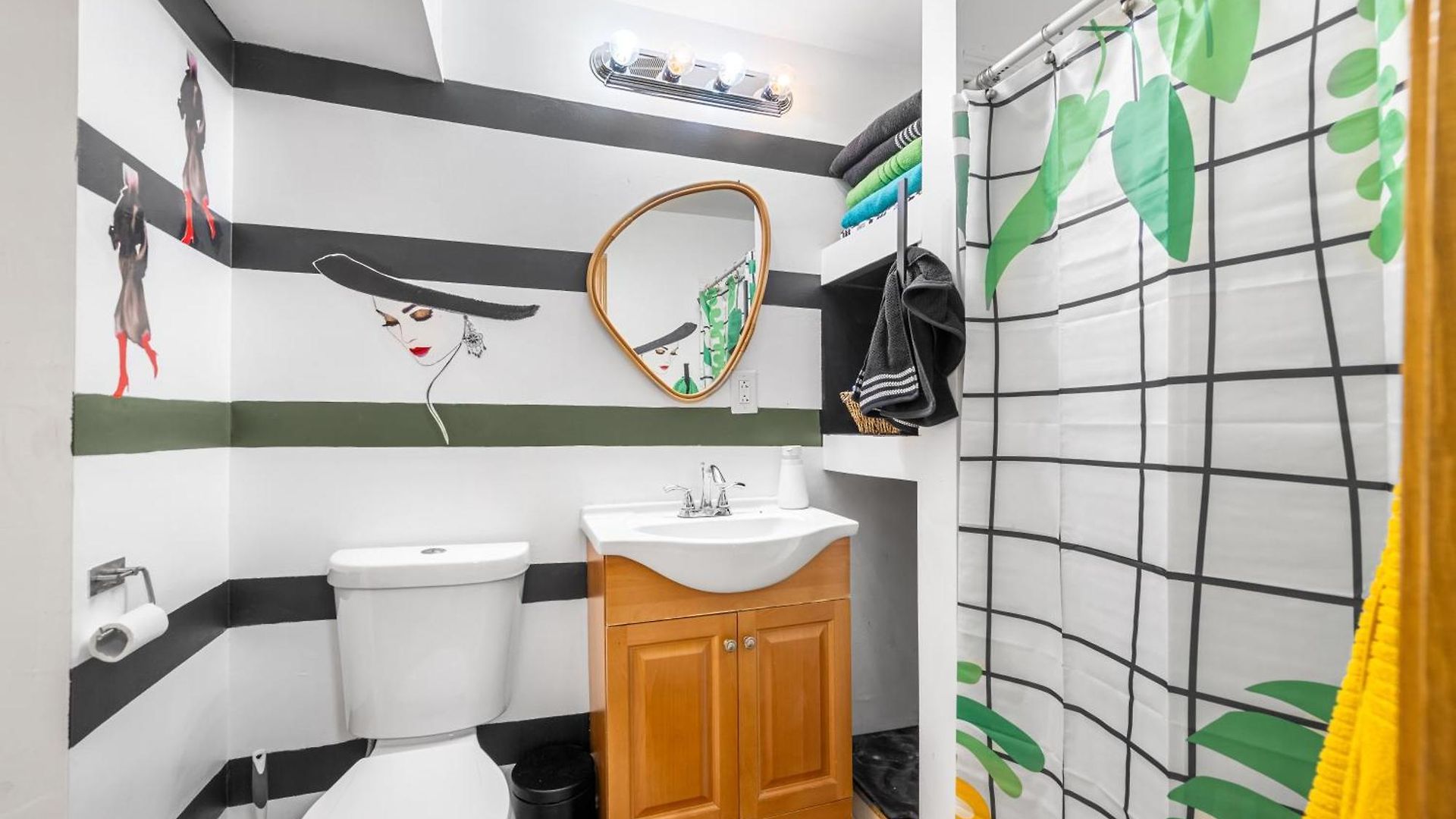 Modern 2 Bed Apt Mins To Fenway 5 Min To Train Apartment Boston