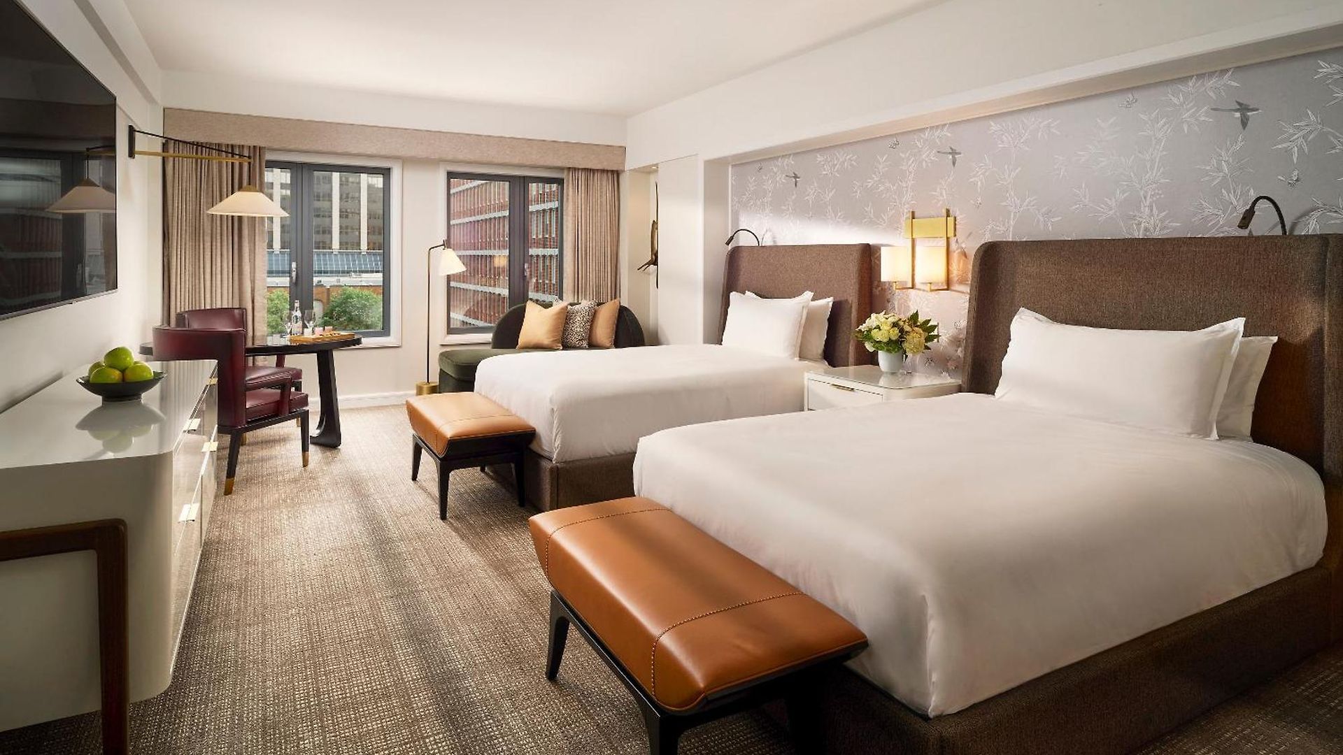 Mandarin Oriental, Hotel