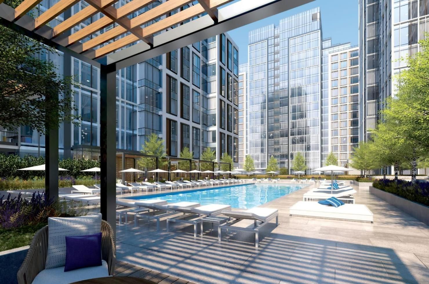 Gorgeous With Pool Views