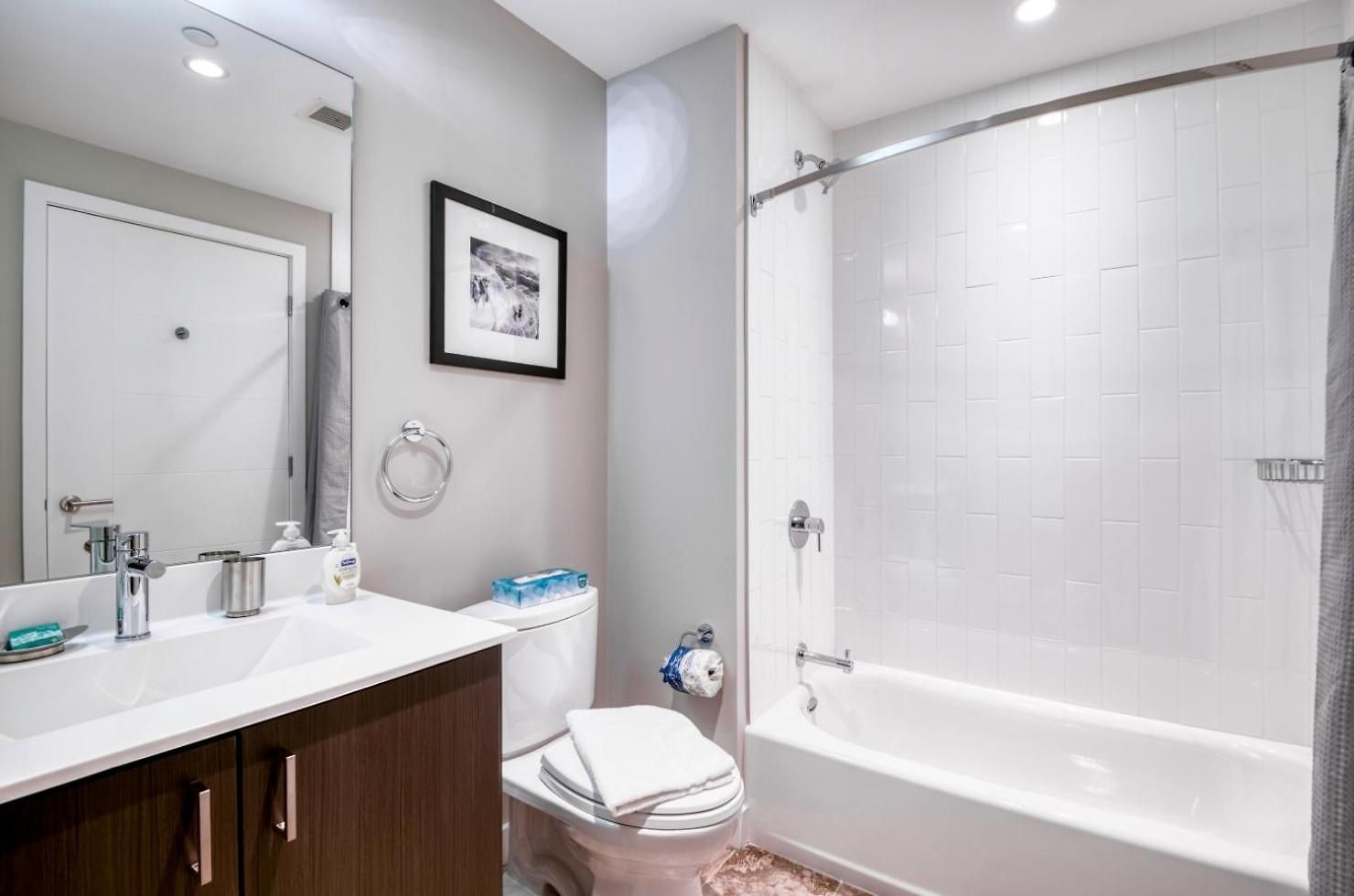 Apartment Luxury With Balcony In Seaport Boston