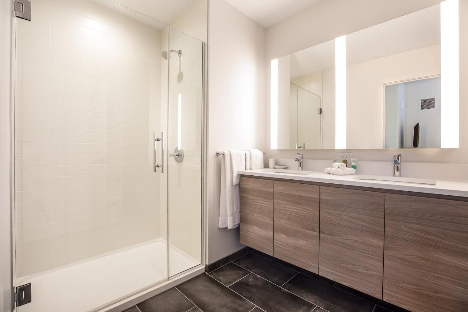 Luxury With Gym Apartment