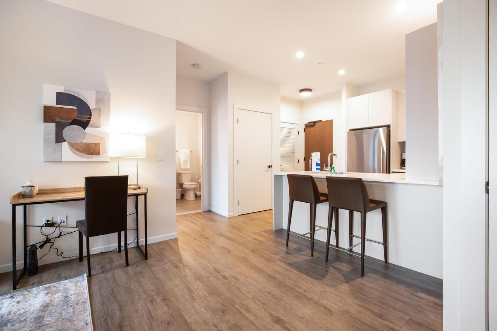 Luxury With Gym * Boston