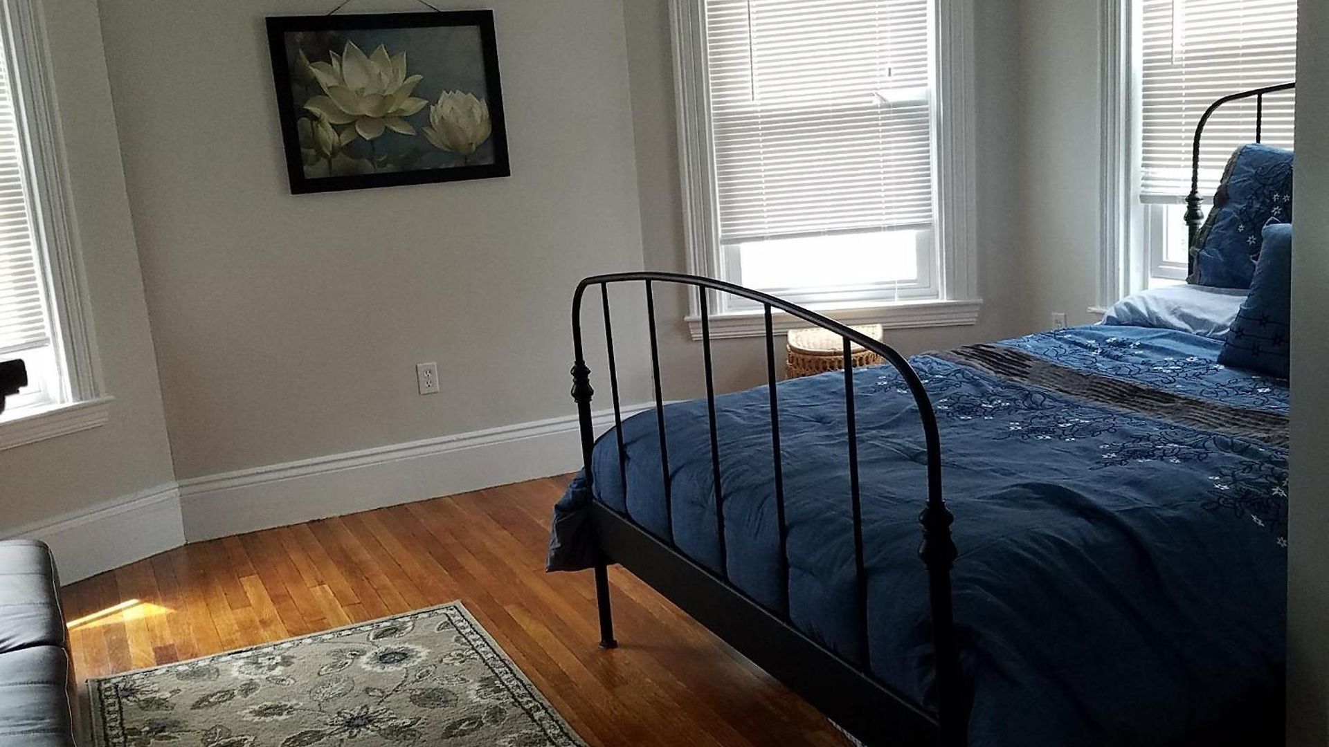Homestay Large W/ Private Bath,great Location
