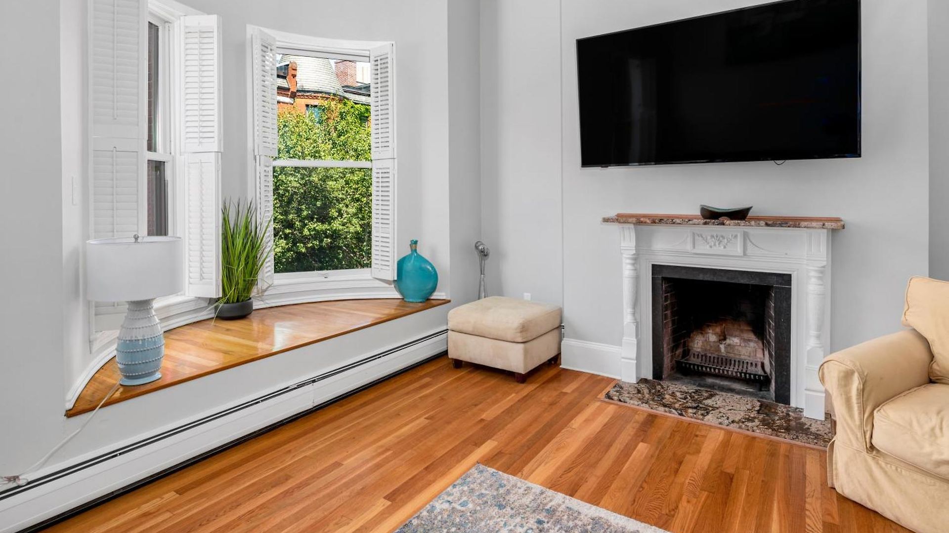 Brownstone Townhouse In Fenway * Boston