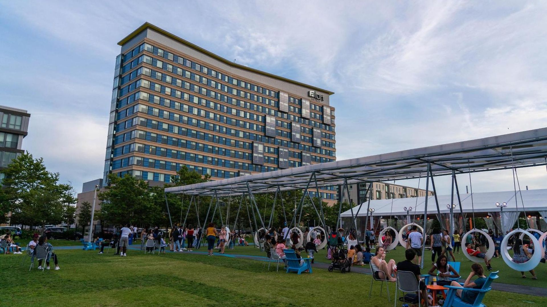 Aloft By Marriott Seaport District Boston