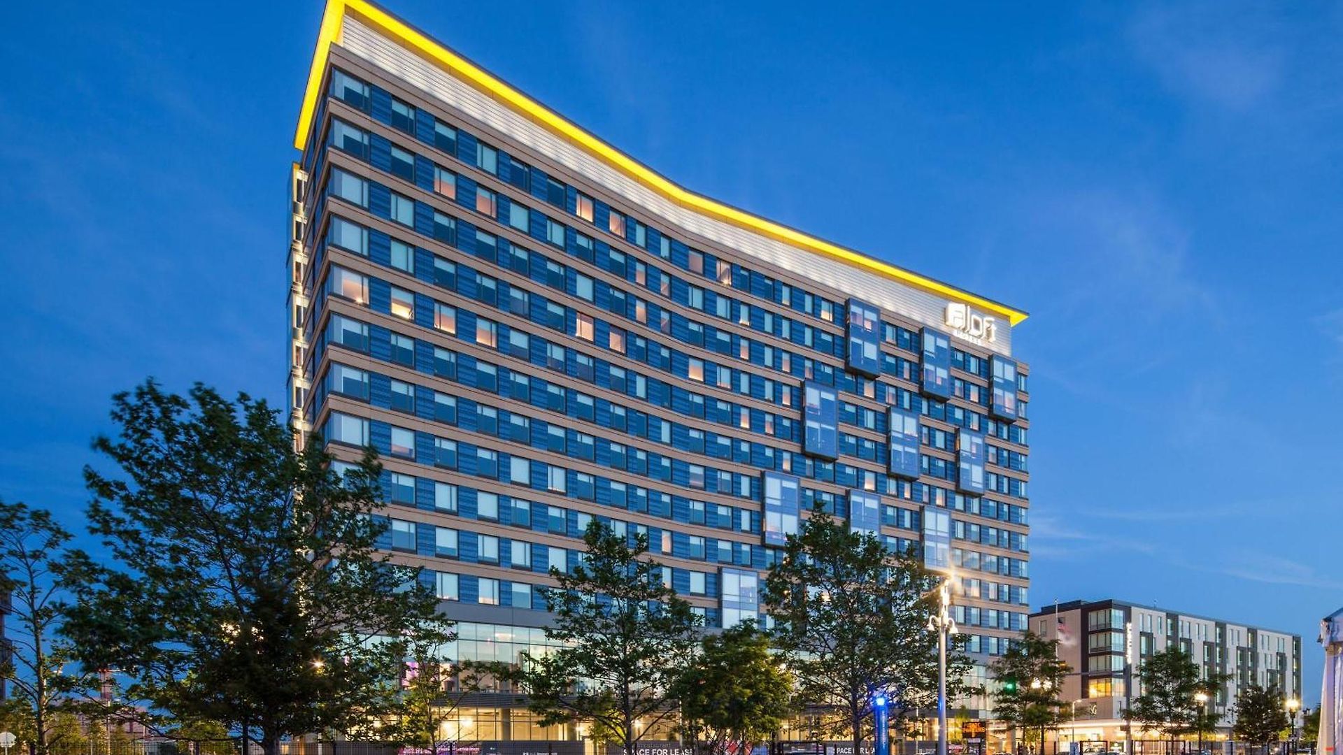 Aloft By Marriott Seaport District 4* Boston
