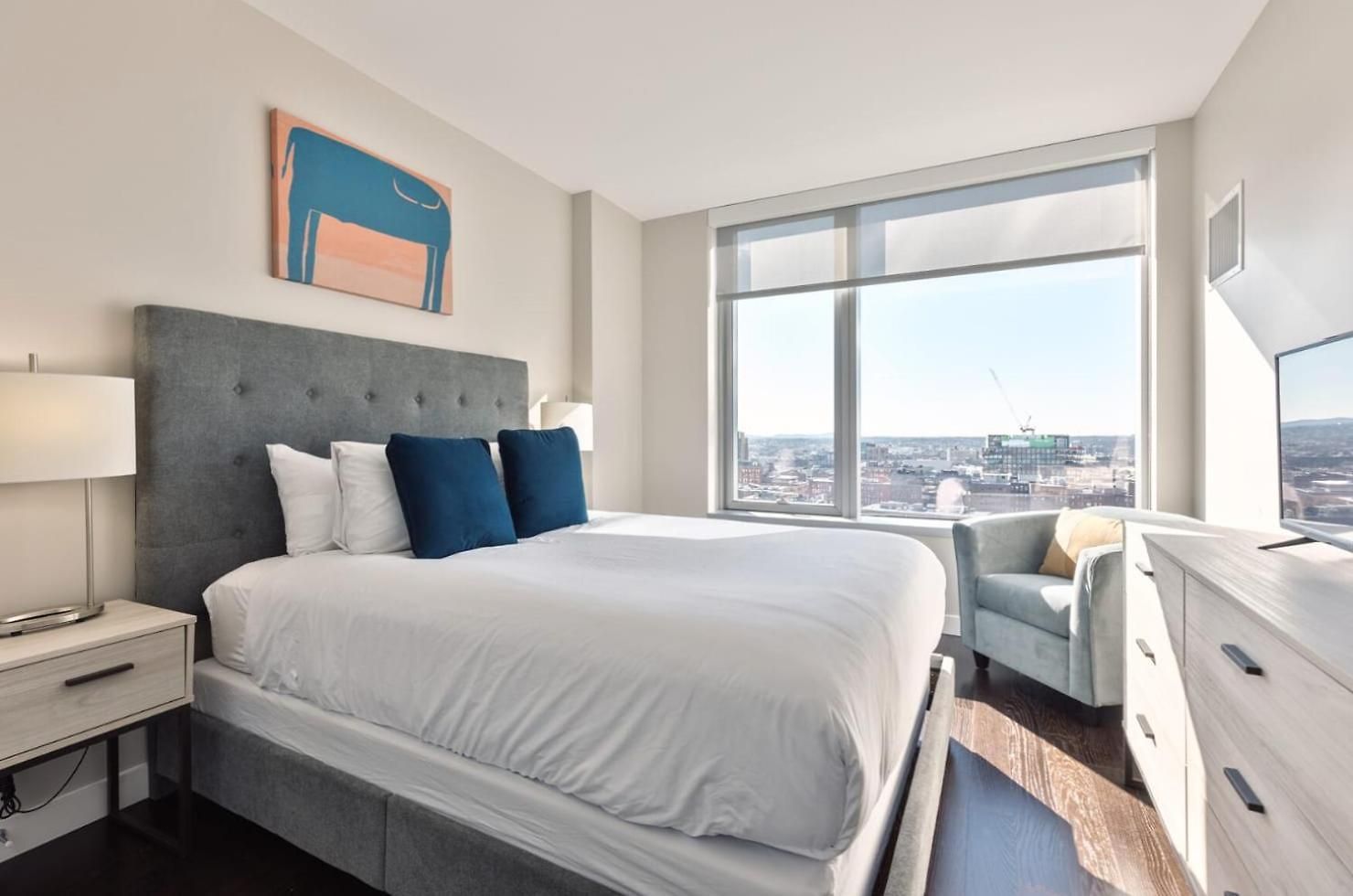 Bright & Modern Downtown Seaport * Boston