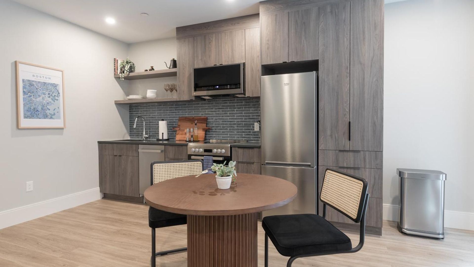 Symphony By Thatch Apartment