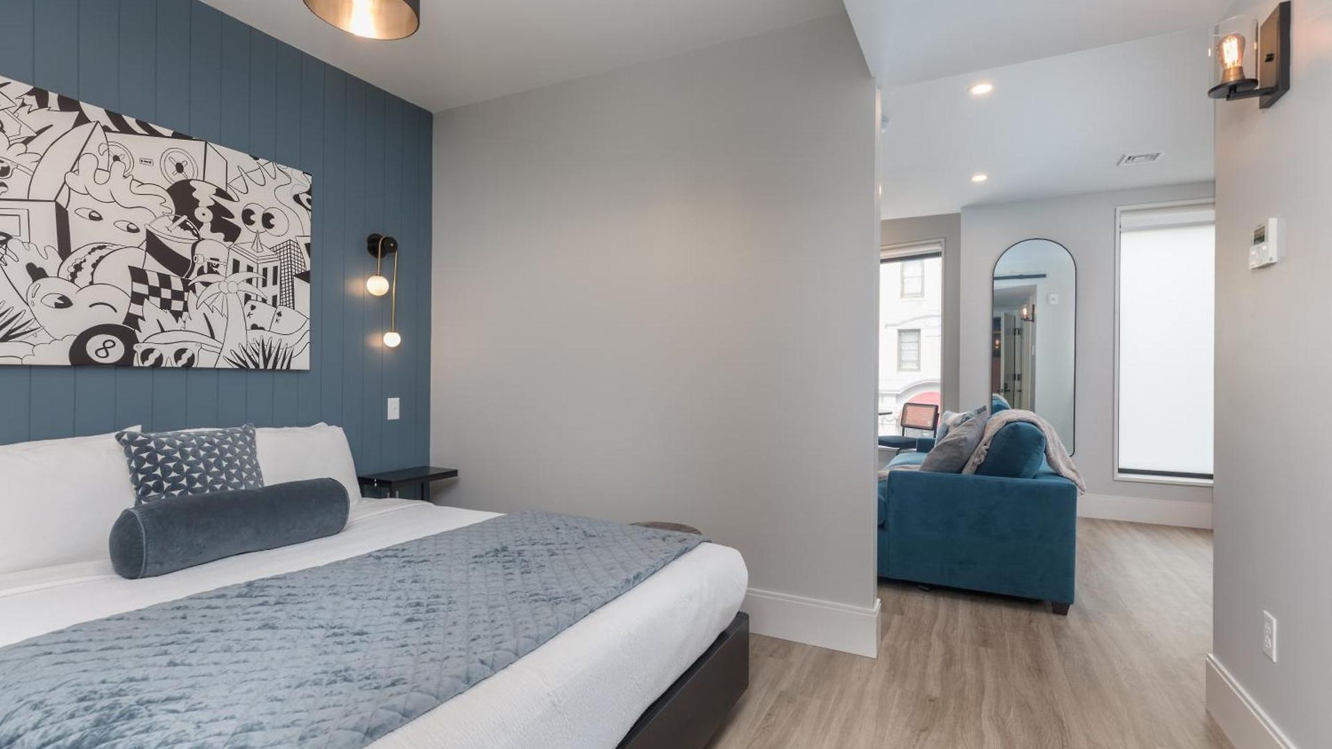 Symphony By Thatch Apartment