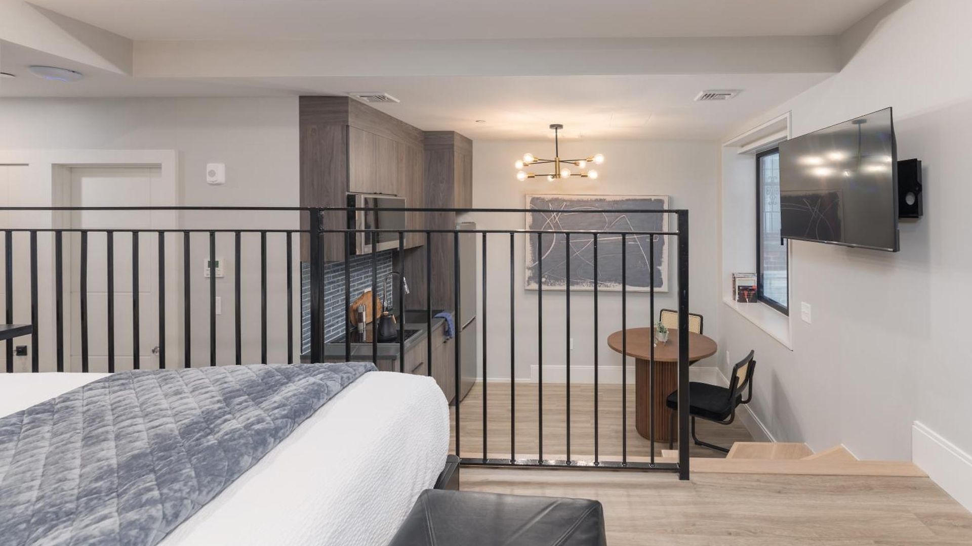 Symphony By Thatch Apartment
