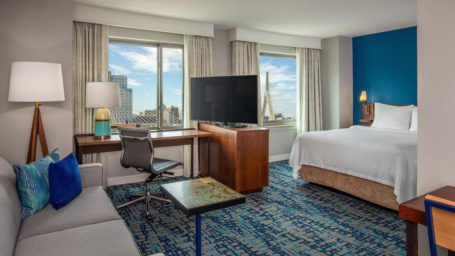 By Marriott Harbor On Tudor Wharf