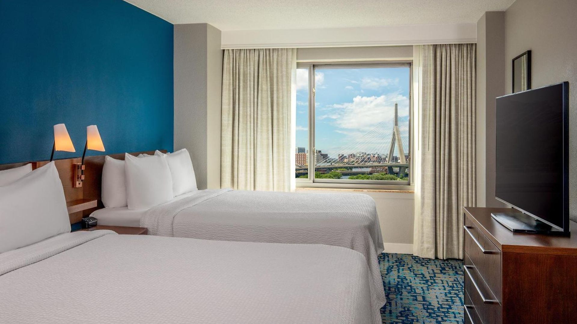 By Marriott Harbor On Tudor Wharf Hotel Boston