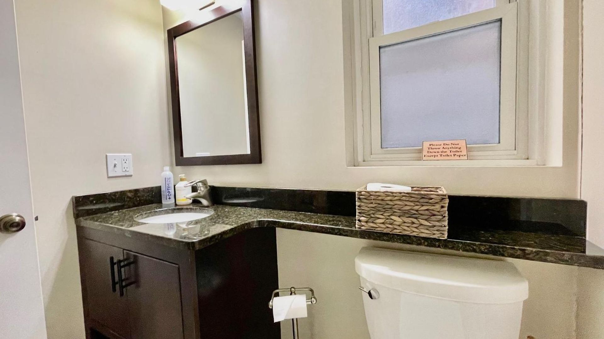 Apartment Beautiful 3br 3ba Duplex Parking Location