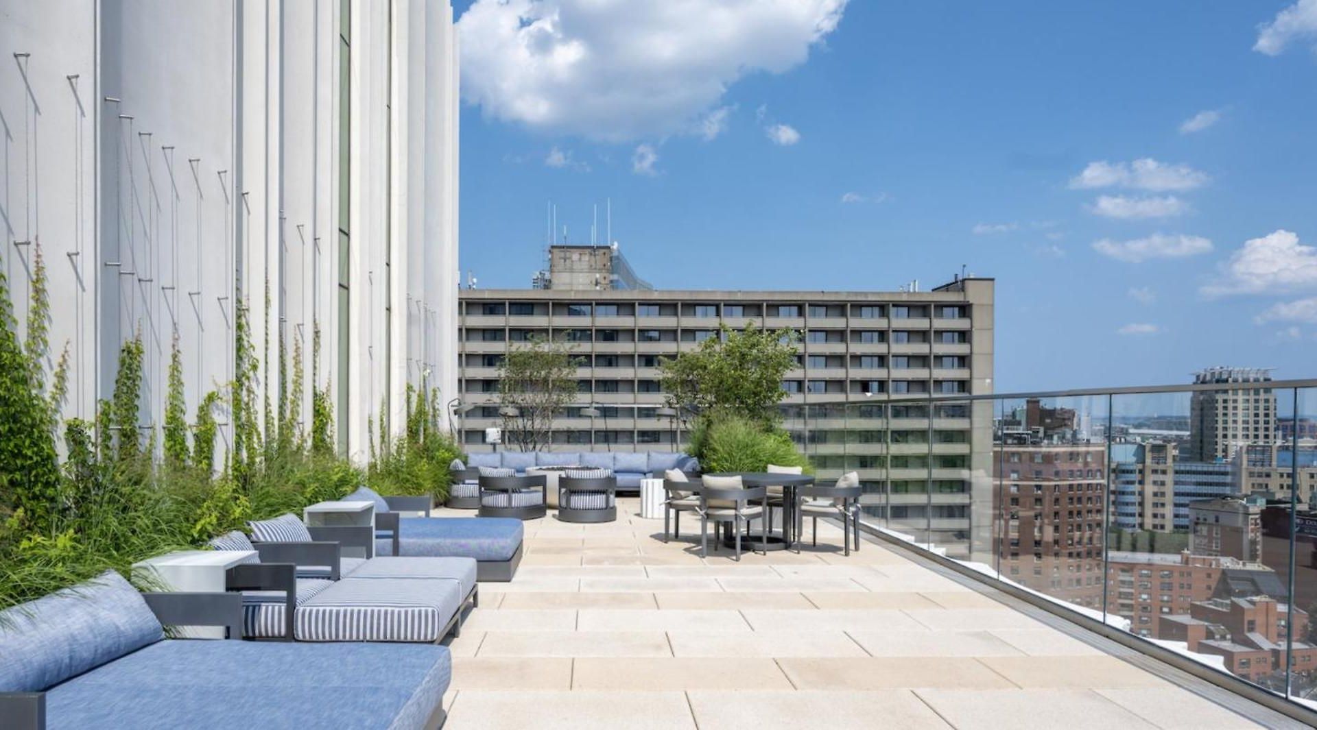 Apartment Luxury 2br Backbay Common T-station Roof Lounge Gym *