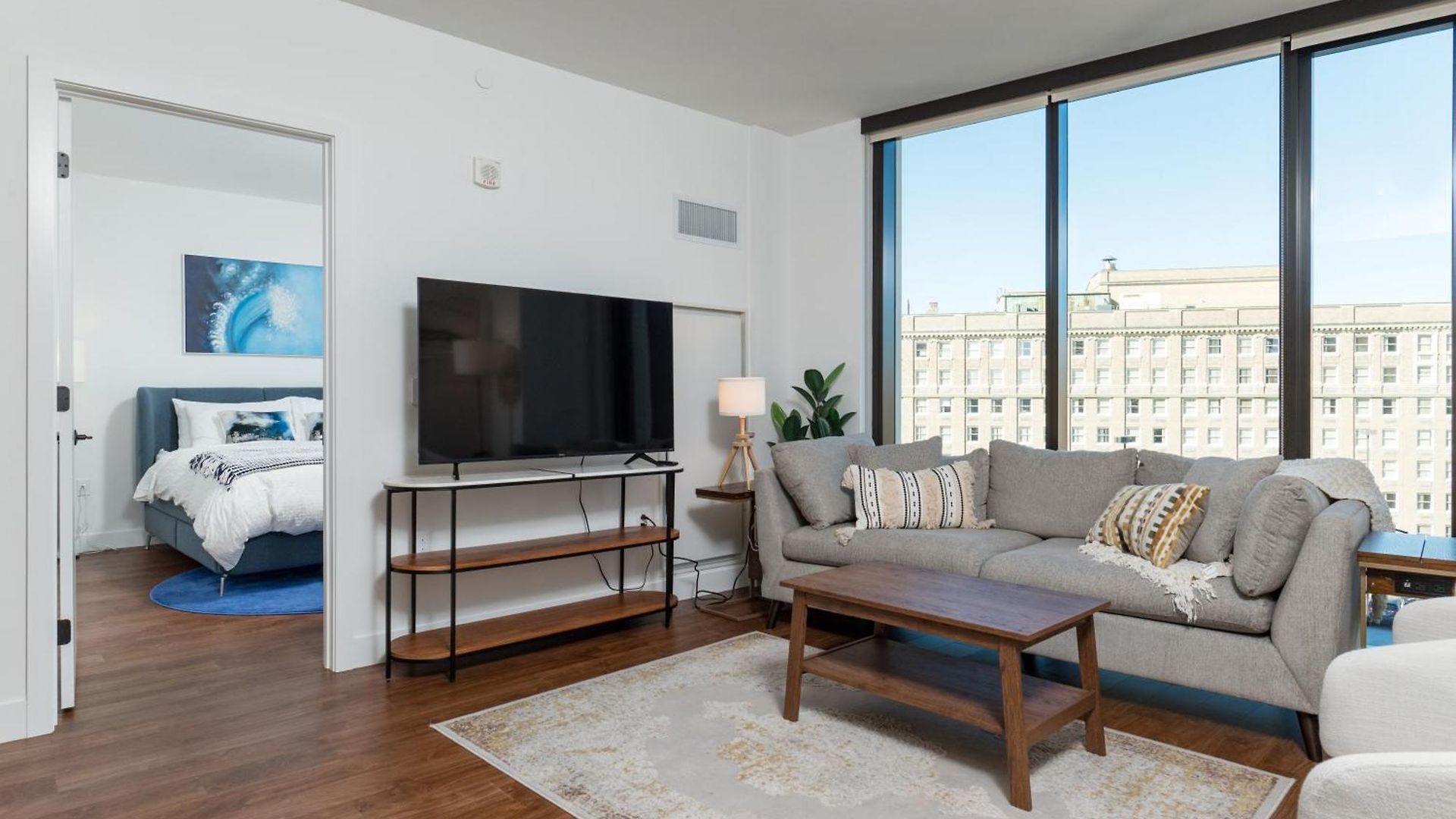 Luxury 2br Backbay Common T-station Roof Lounge Gym Boston