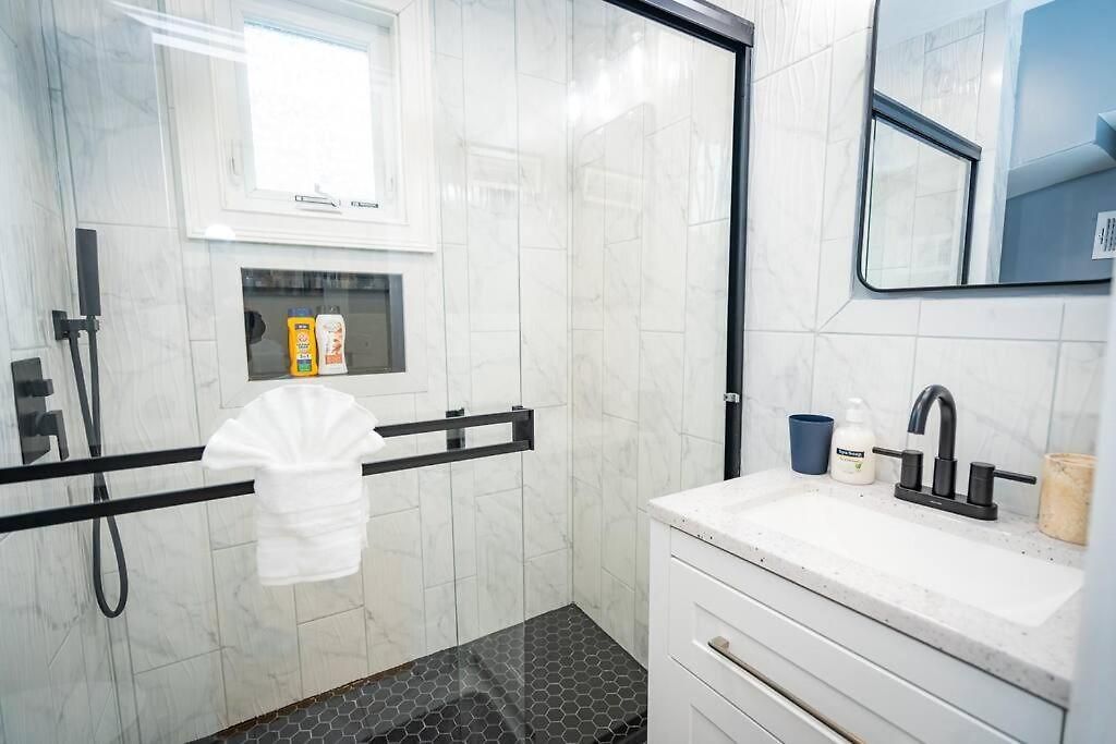 Apartment 14a-elegant, Newly Renovated In Boston