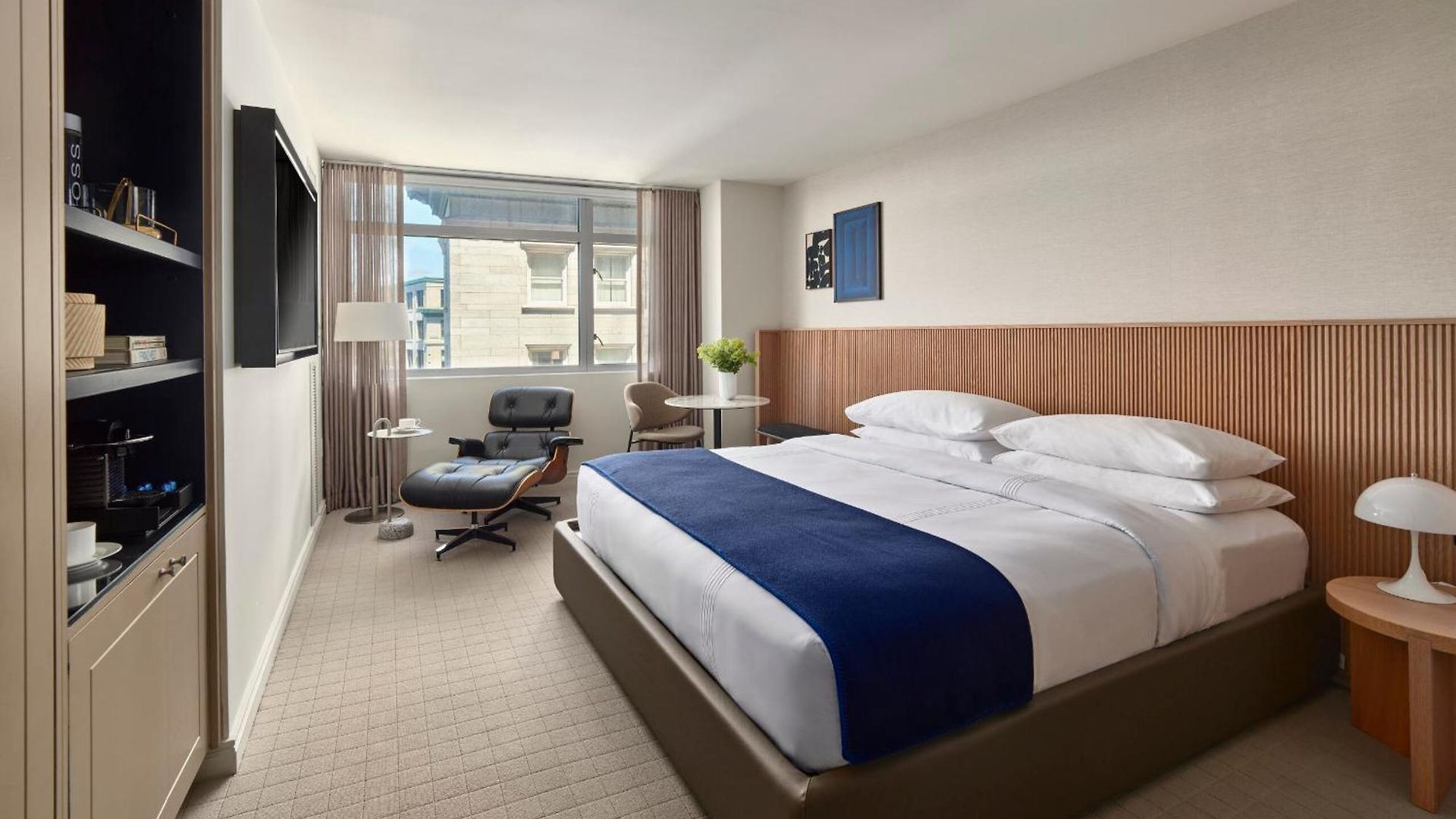 Aka Common Hotel 4*