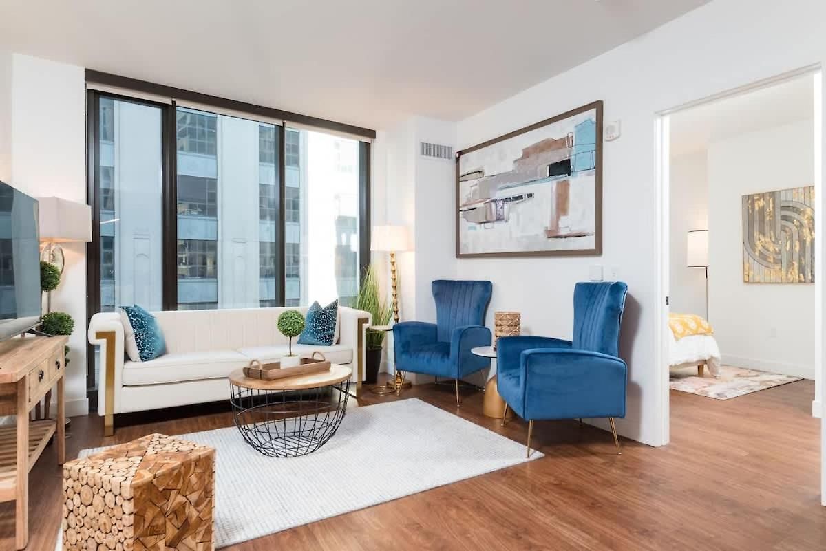 Back-bay Upscale Bos Common Downtown *
