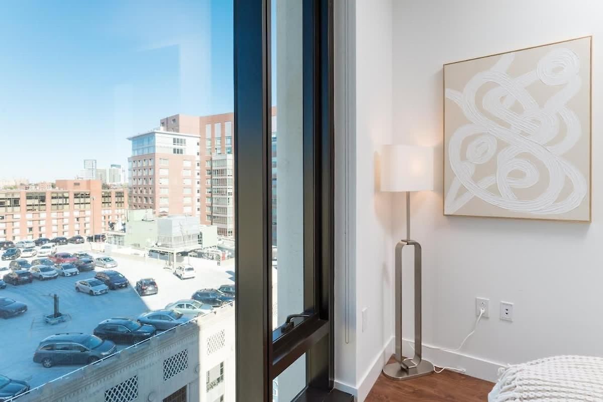 Back-bay Penthouse Downtown & Parking & Gym Apartment Boston