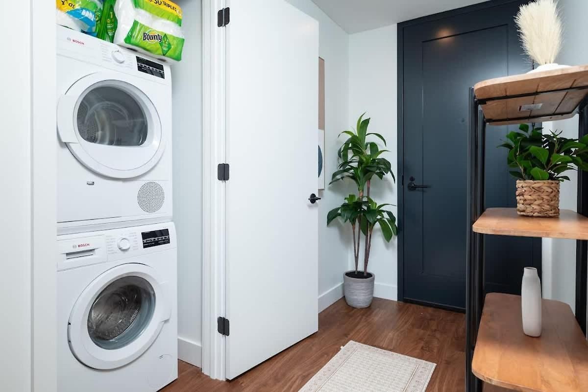Back-bay Upscale Penthouse W Roof-top * Boston