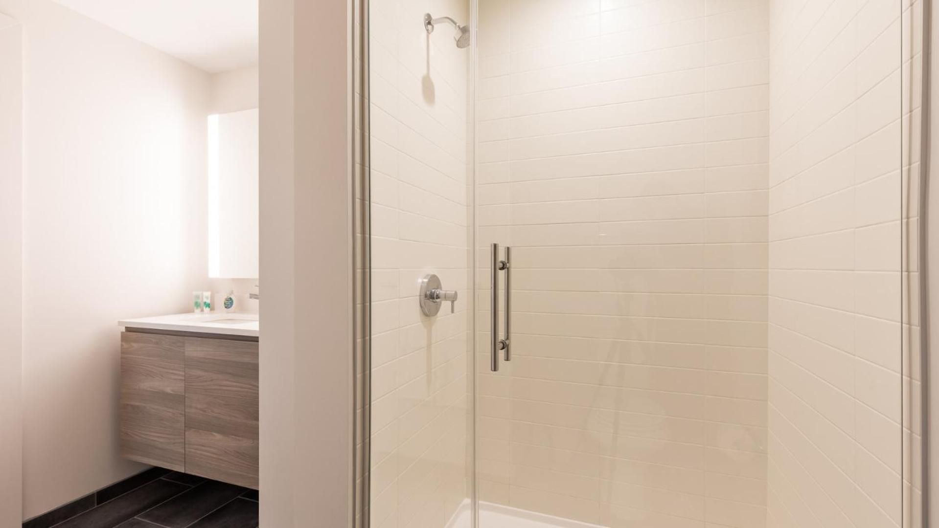Luxury Downtown Seaport Apartment Boston
