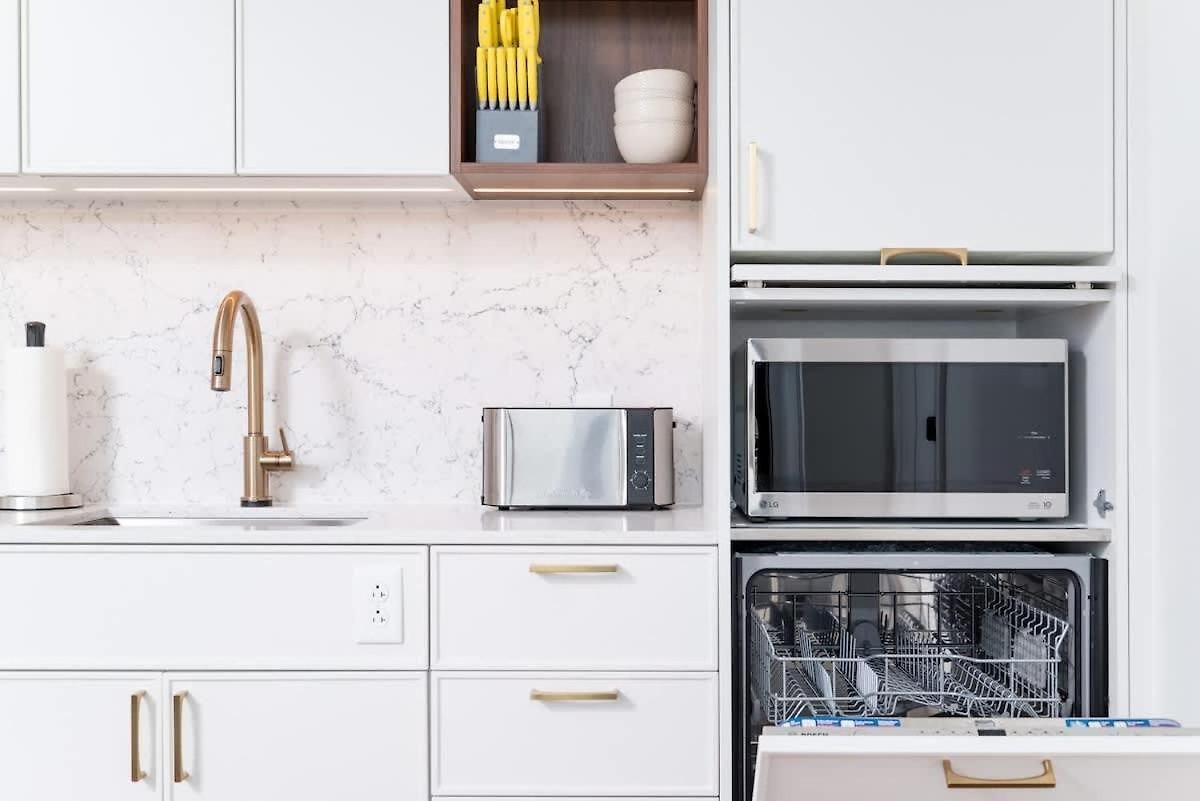 Back-bay 2br W Roof Gym Parking * Boston
